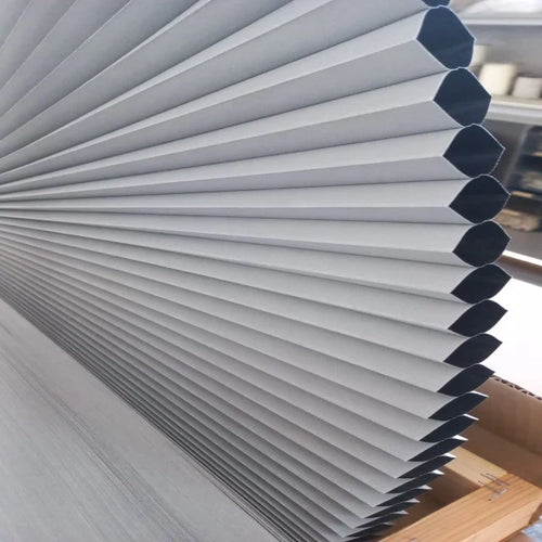 Cellular Honeycomb Shades Blind Pleated Isolation Cordless Child Safety for Hotel Office