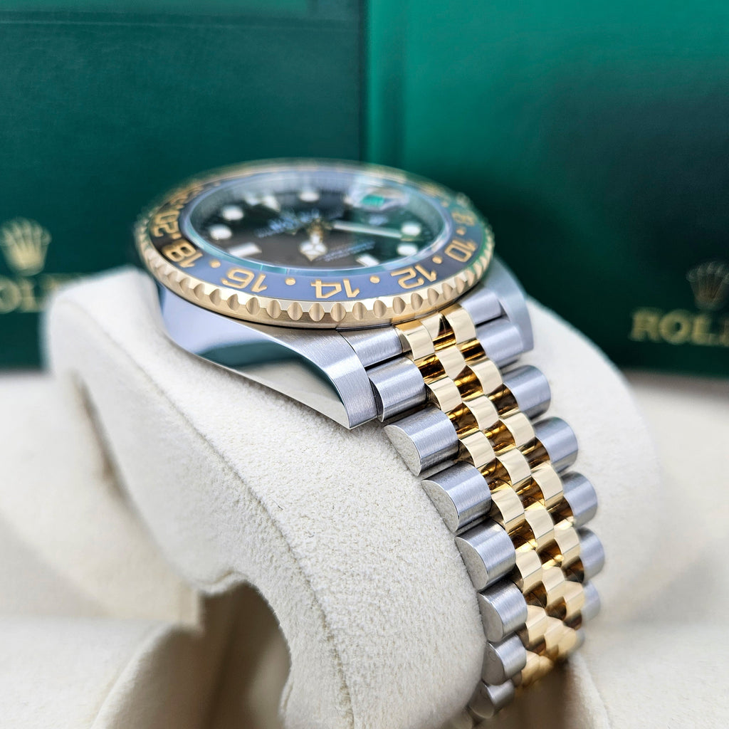 GMT-Master II, 40mm, Oystersteel and 18k Yellow Gold, Ref# 126713GRNR-0001
