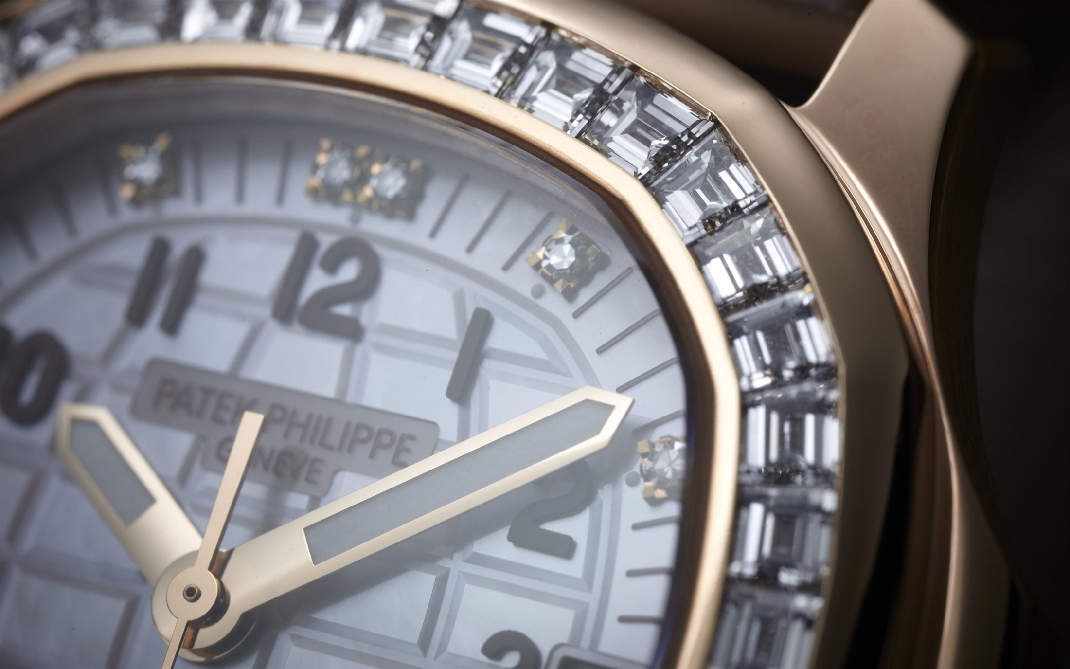 Aquanaut Luce Haute Joaillerie, 18k Rose Gold, 35, 6mm, Ref# 5072R-001