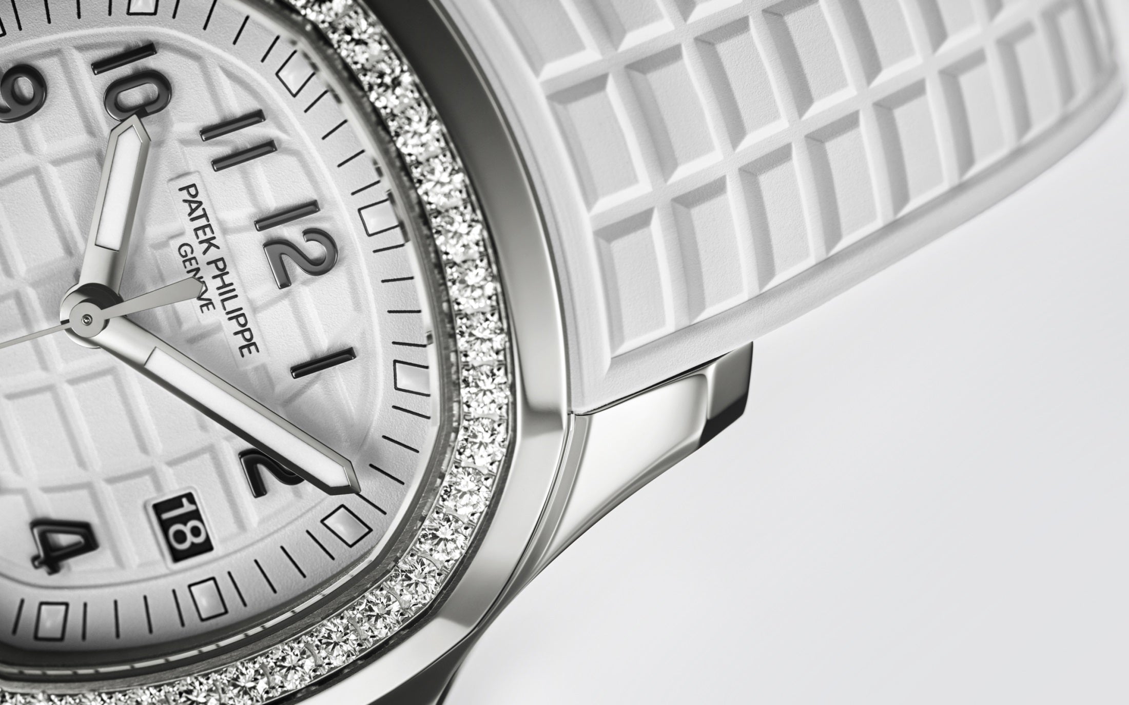 Aquanaut Luce, Stainless Steel, 38, 8mm, Ref# 5267/200A-010