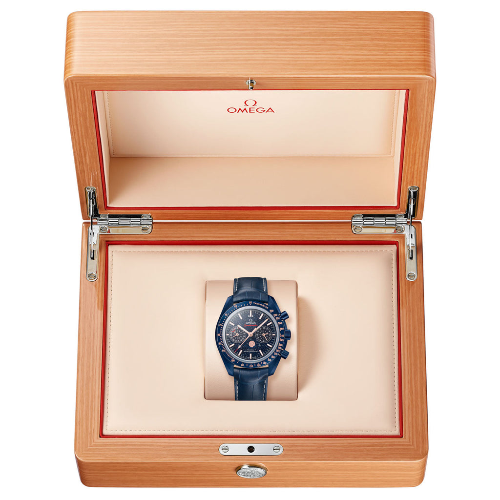 New 2024, Speedmaster Moonphase, 304.93.44.52.03.002, box and papers