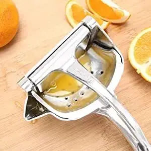 Handheld Aluminum Lemon Squeezer and Reamer for Home and Restaurant - image 2