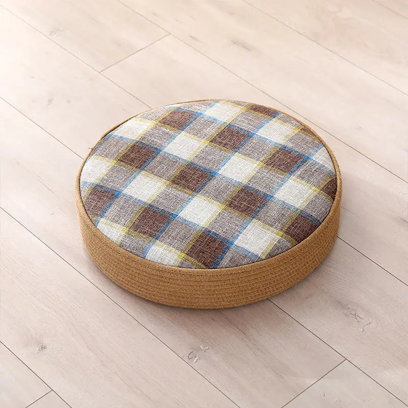 Round Japanese Tatami Floor Cushion, Hand-Woven Cotton, 10 cm Thick