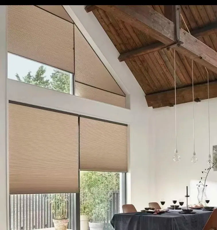 Half-Circle Blackout Honeycomb Shade for Arched Windows, 25 mm Cells - image 3