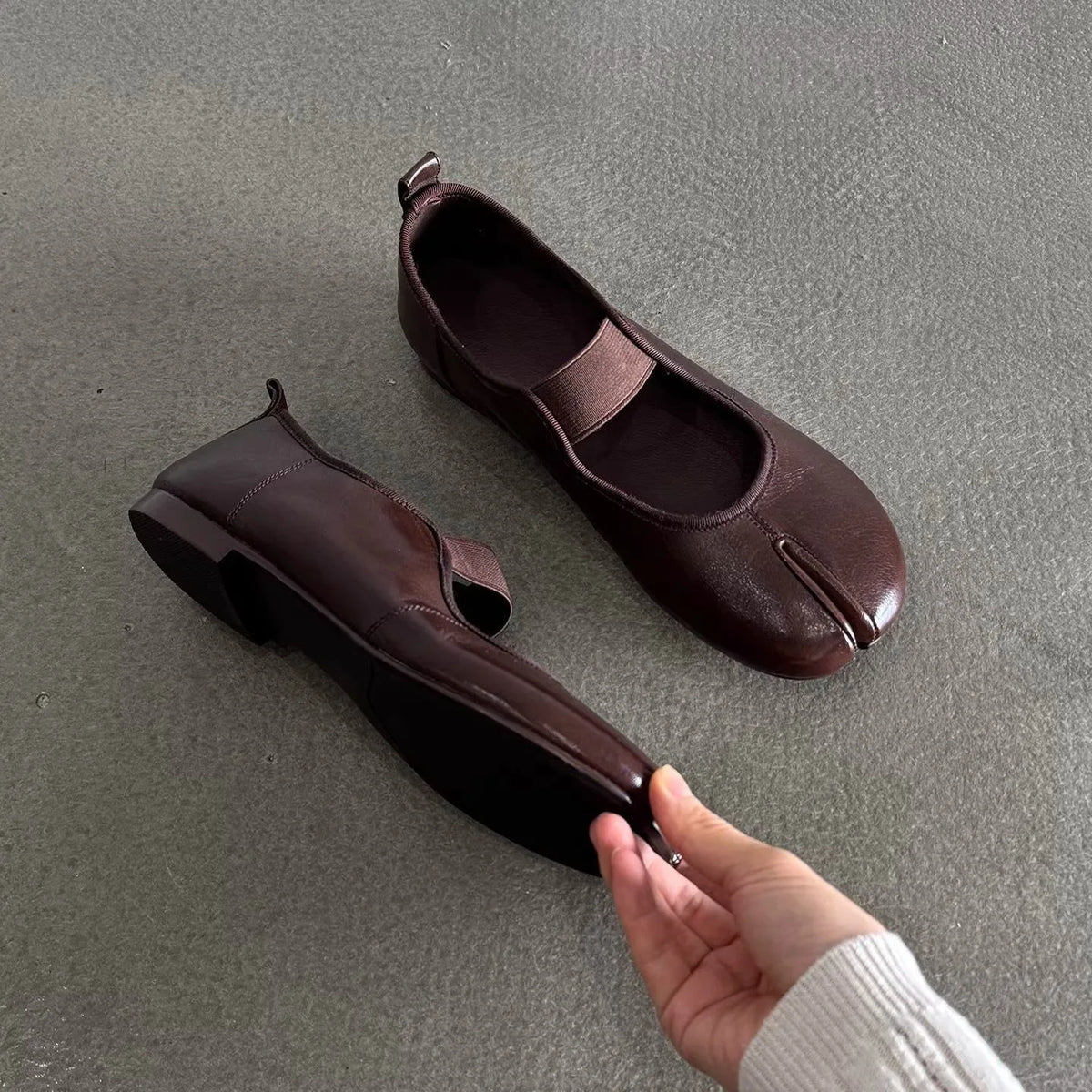 Japanese Split-Toe Tabi Flats with Adjustable Buckle, EU 35–42