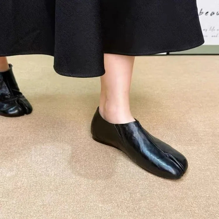 Japanese-Style Split-Toe Tabi Flats, Soft PU Slip-On, EU 35–42 - image 4