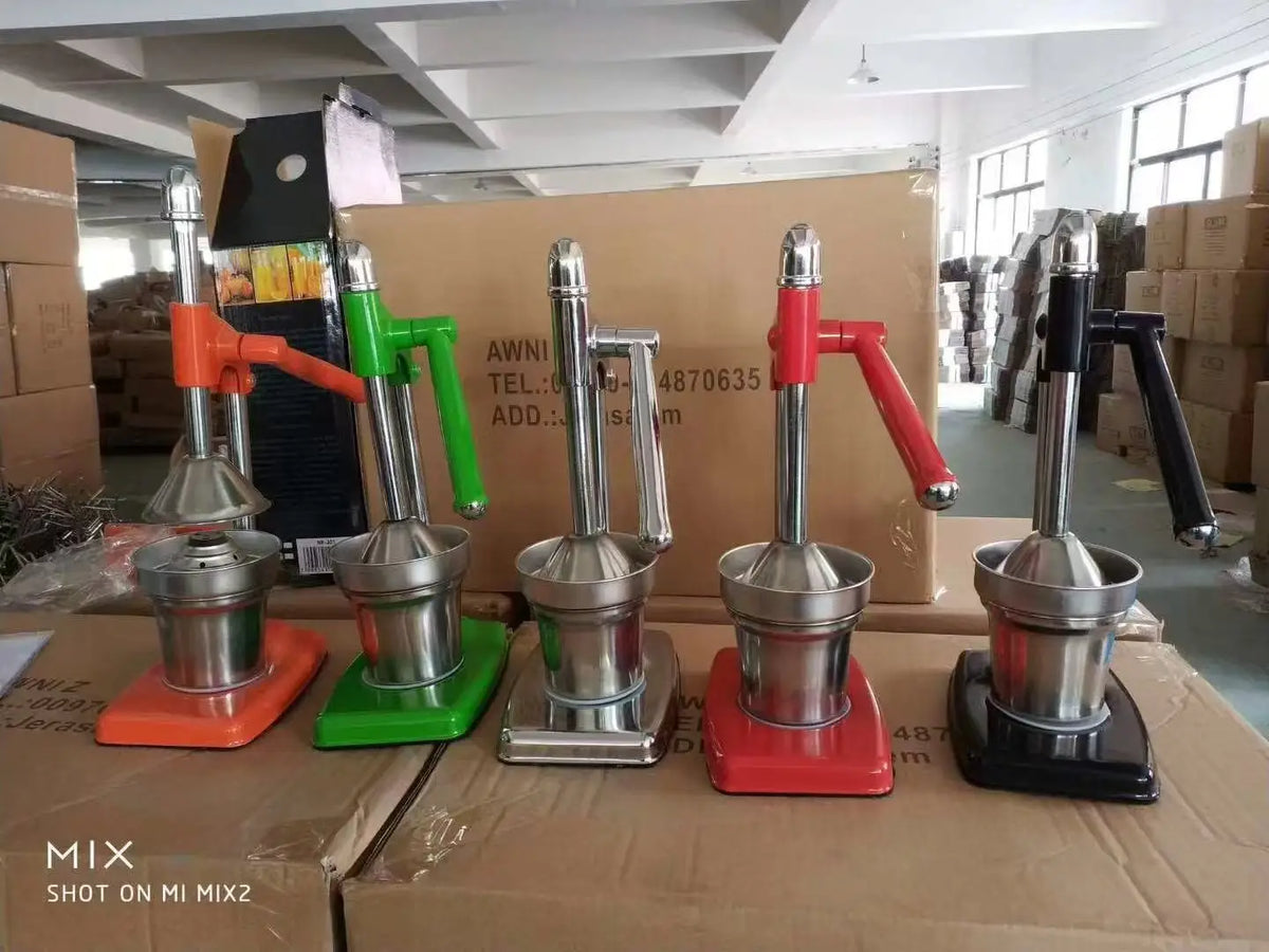 Stainless Steel Manual Citrus Juicer for Home and Commercial Use - image 4
