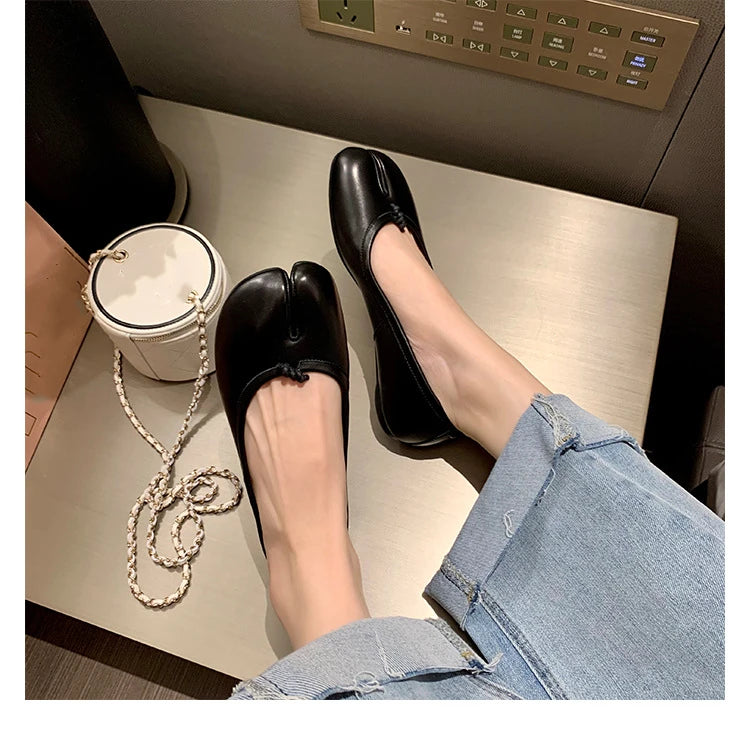 New Summer Style Pig Trotter Split Toe Shoes Women Silver Pig Trotter Shoes Lazy People