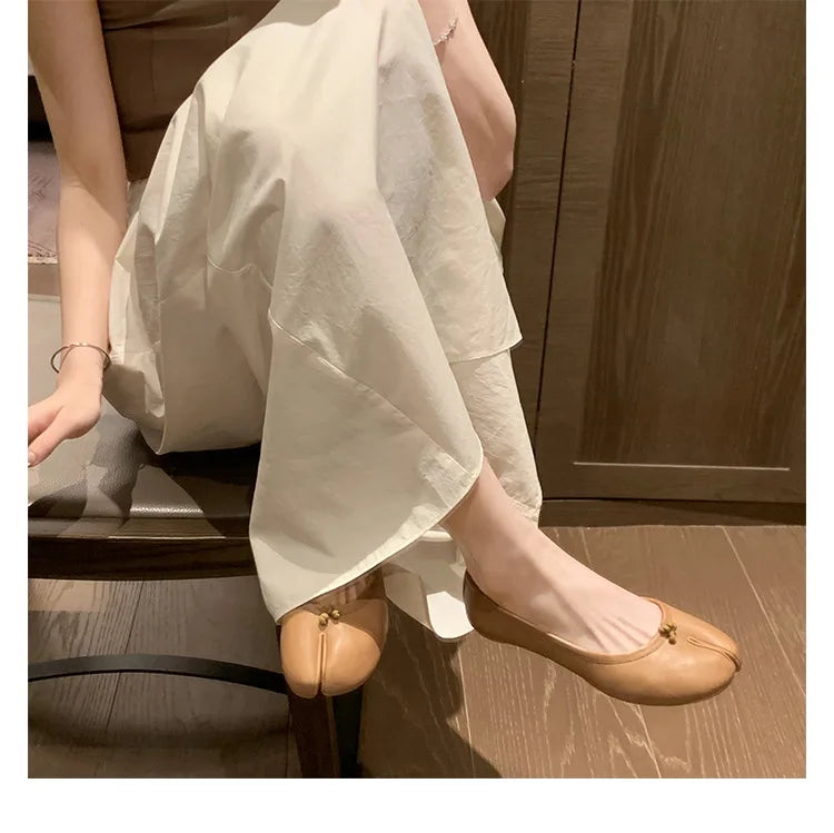 New Summer Style Pig Trotter Split Toe Shoes Women Silver Pig Trotter Shoes Lazy People