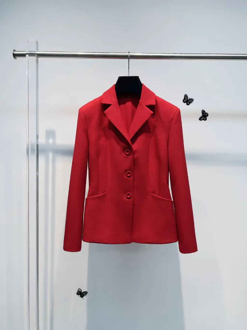 Cinched-Waist Wool and Silk Cropped Blazer with 3D Tailoring