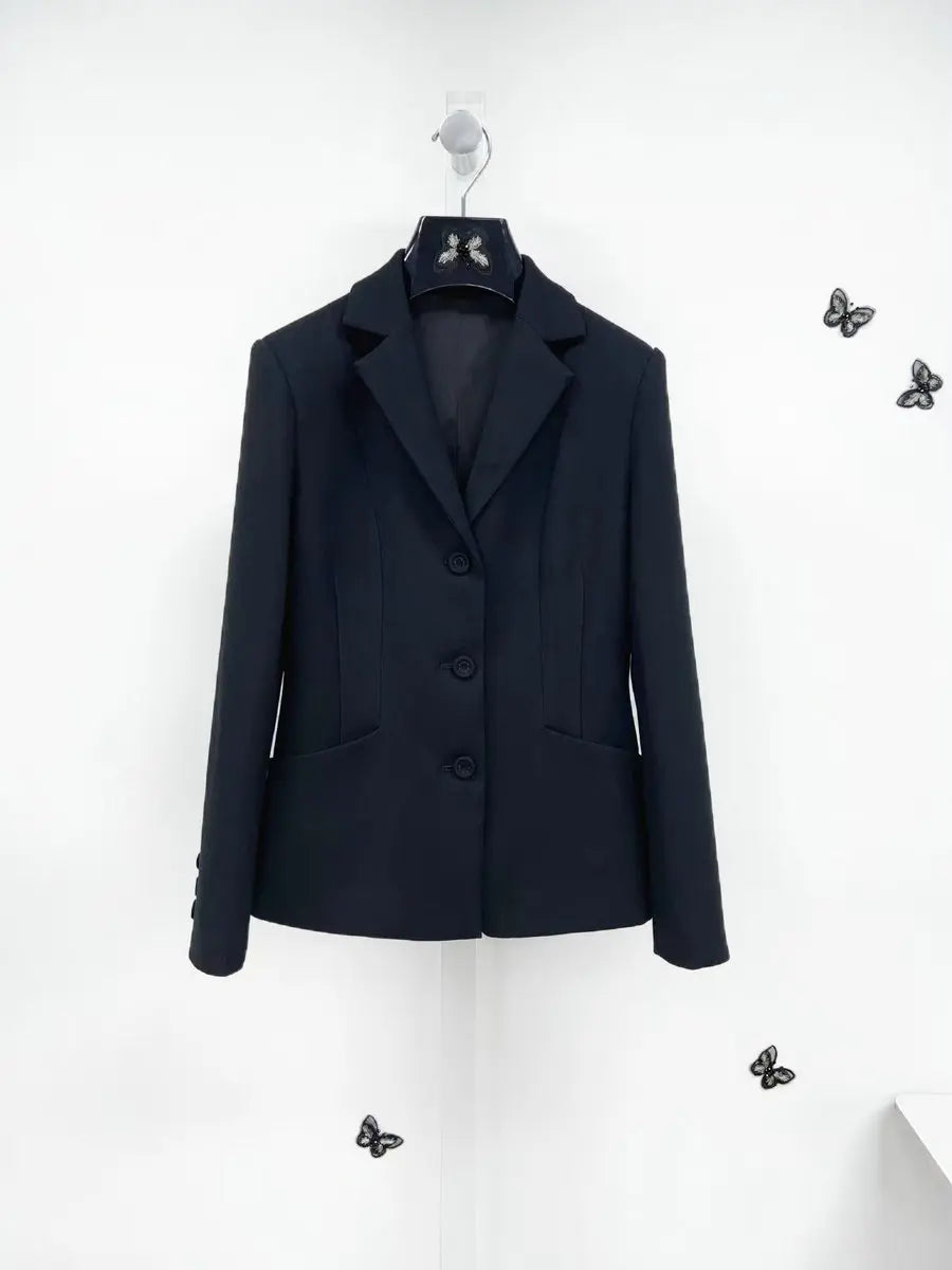 Cinched-Waist Wool and Silk Cropped Blazer with 3D Tailoring