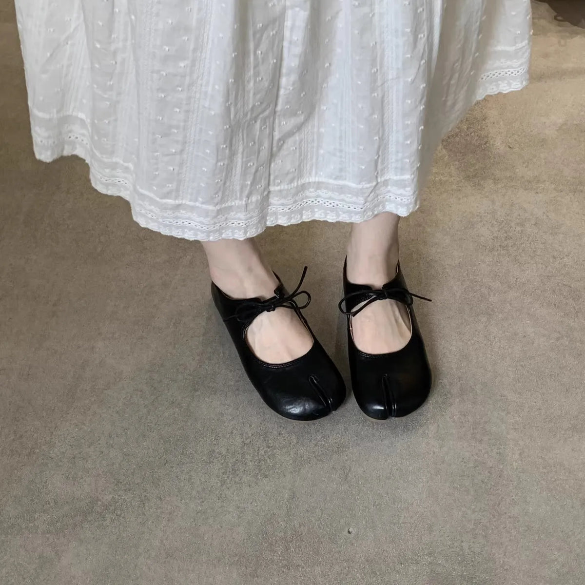 Split-Toe Tabi Mary Jane Flats with Bow Buckle Strap, EU 35–40 - image 7