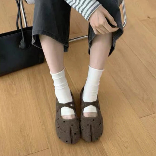 Women's Split Toe Cross Belt Mary Jane Flat Shoes with Square Toe Imitation Suede Retro