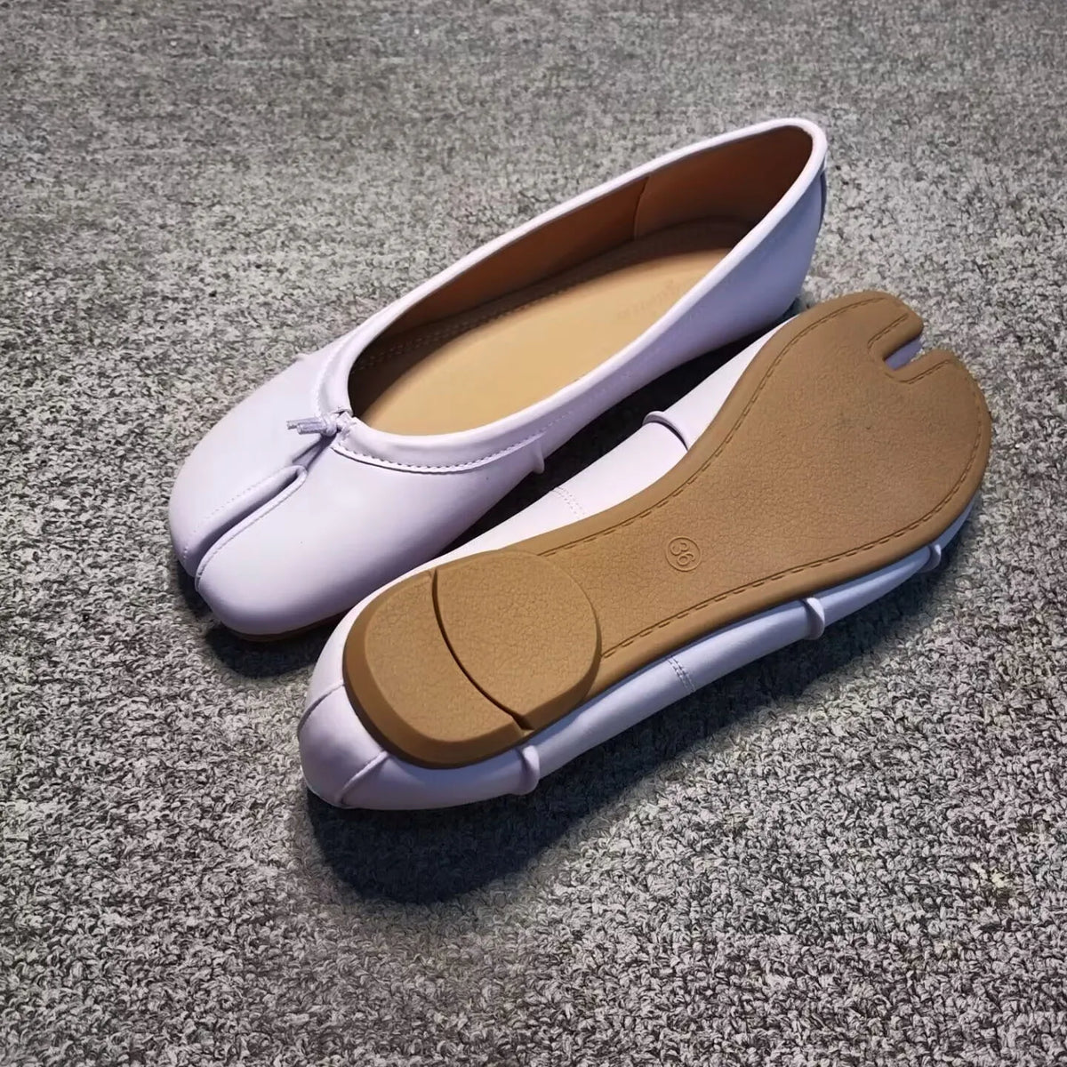 Microfiber Leather Split-Toe Ballet Flats, Non-Slip Sole, EU 35–41