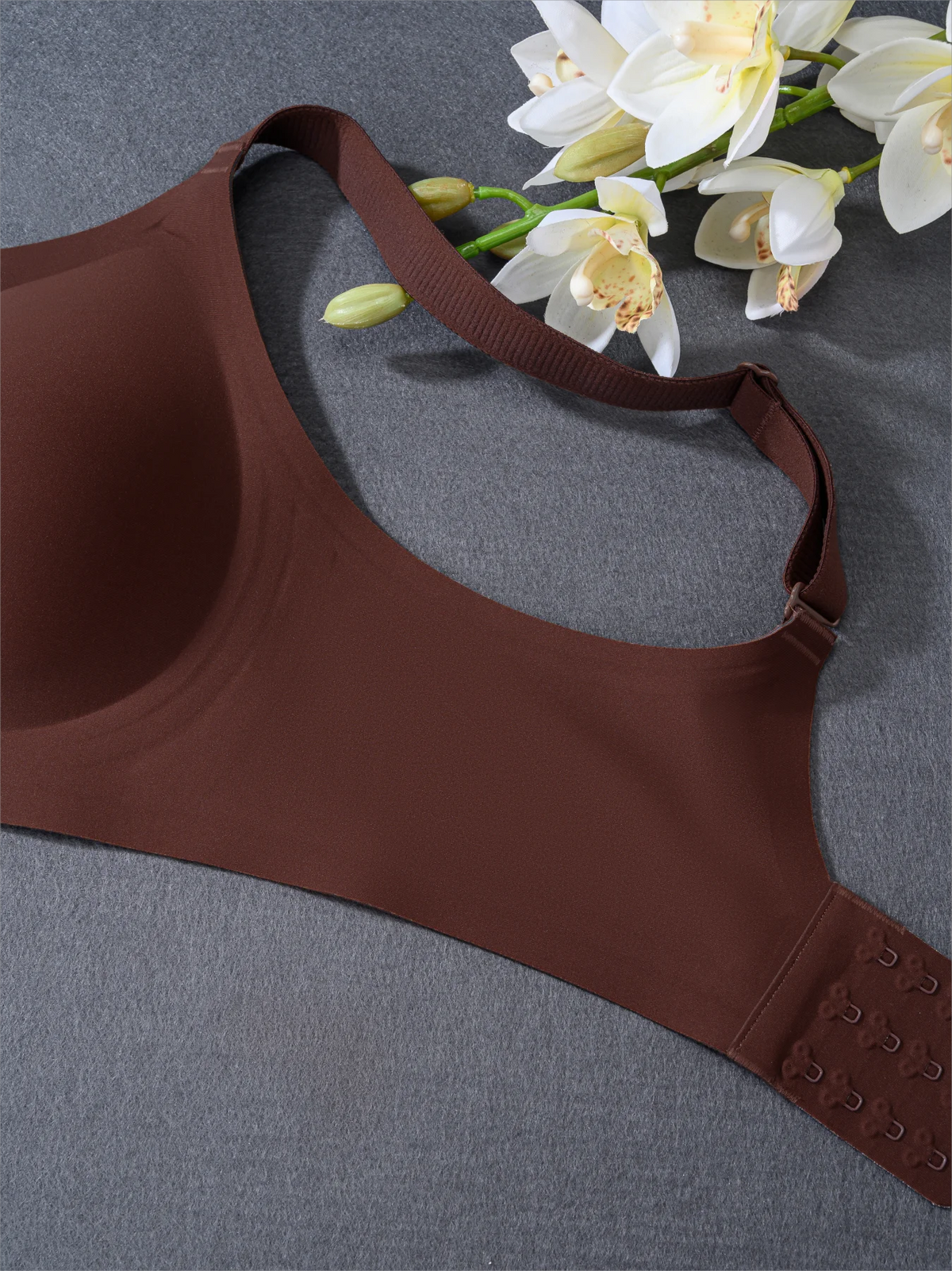 Wireless Full-Cup Jelly Bra with Lace and Side Smoothing, S–4XL - image 9