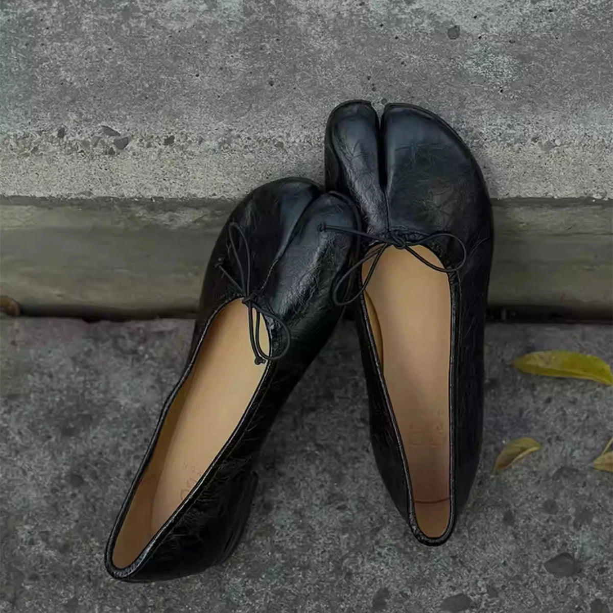 Genuine Leather Retro Split-Toe Tabi Ballet Flats, EU 35–40 - image 7