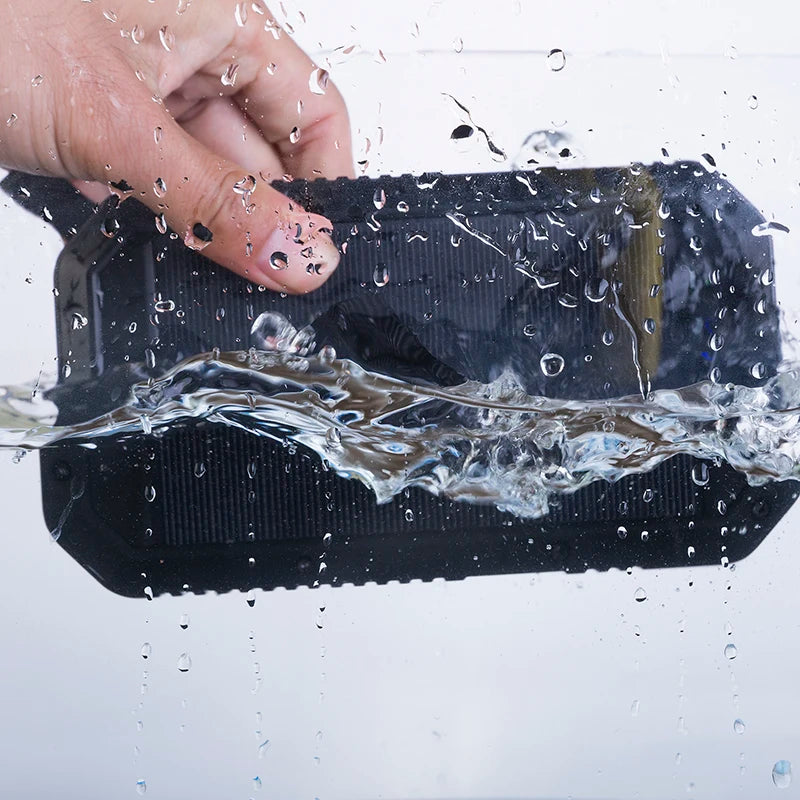 20,000mAh Foldable Solar Power Bank with Wireless Charging - image 5