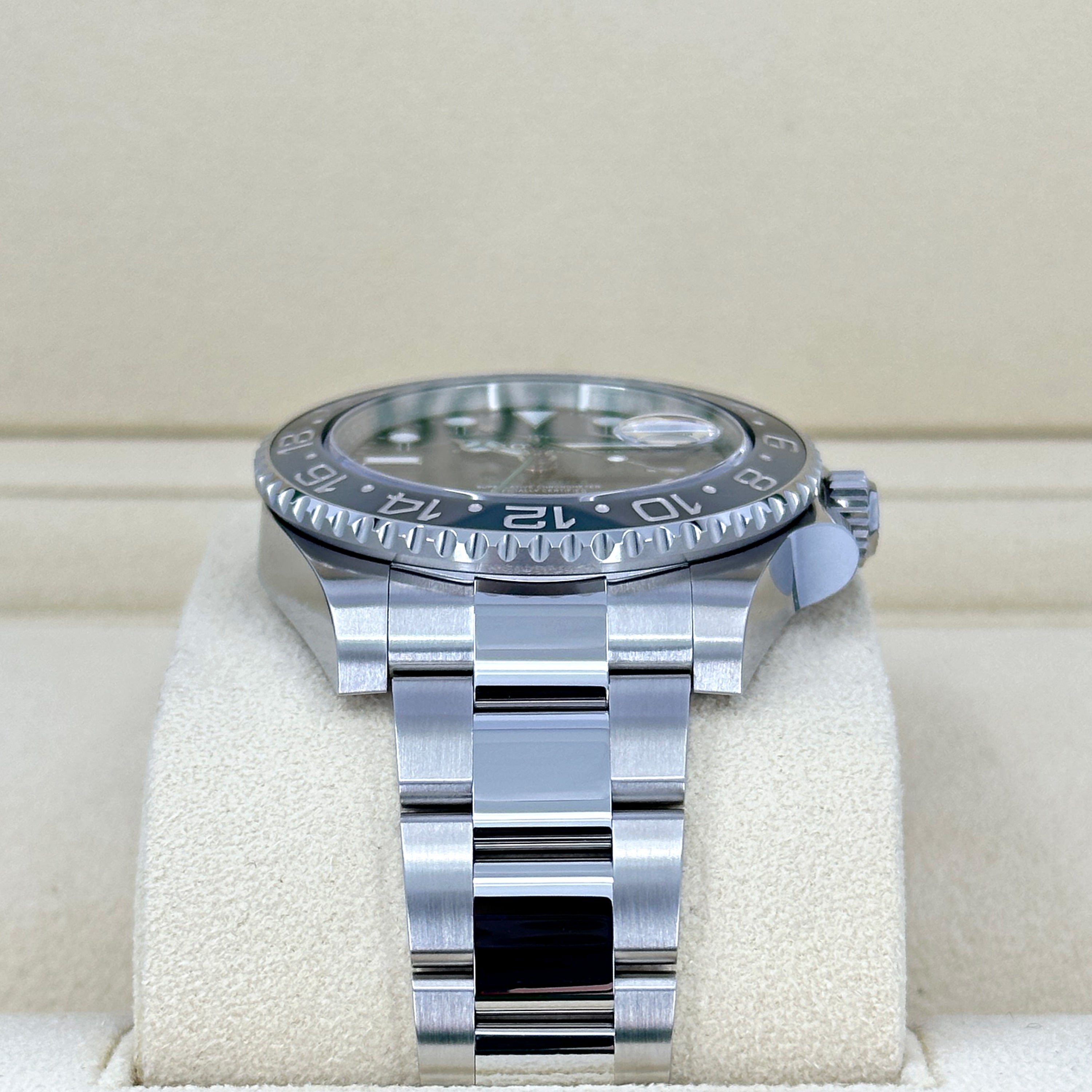 Unworn GMT-Master II, Bruce Wayne, Black, Oyster, Ref# 126710grnr-0004