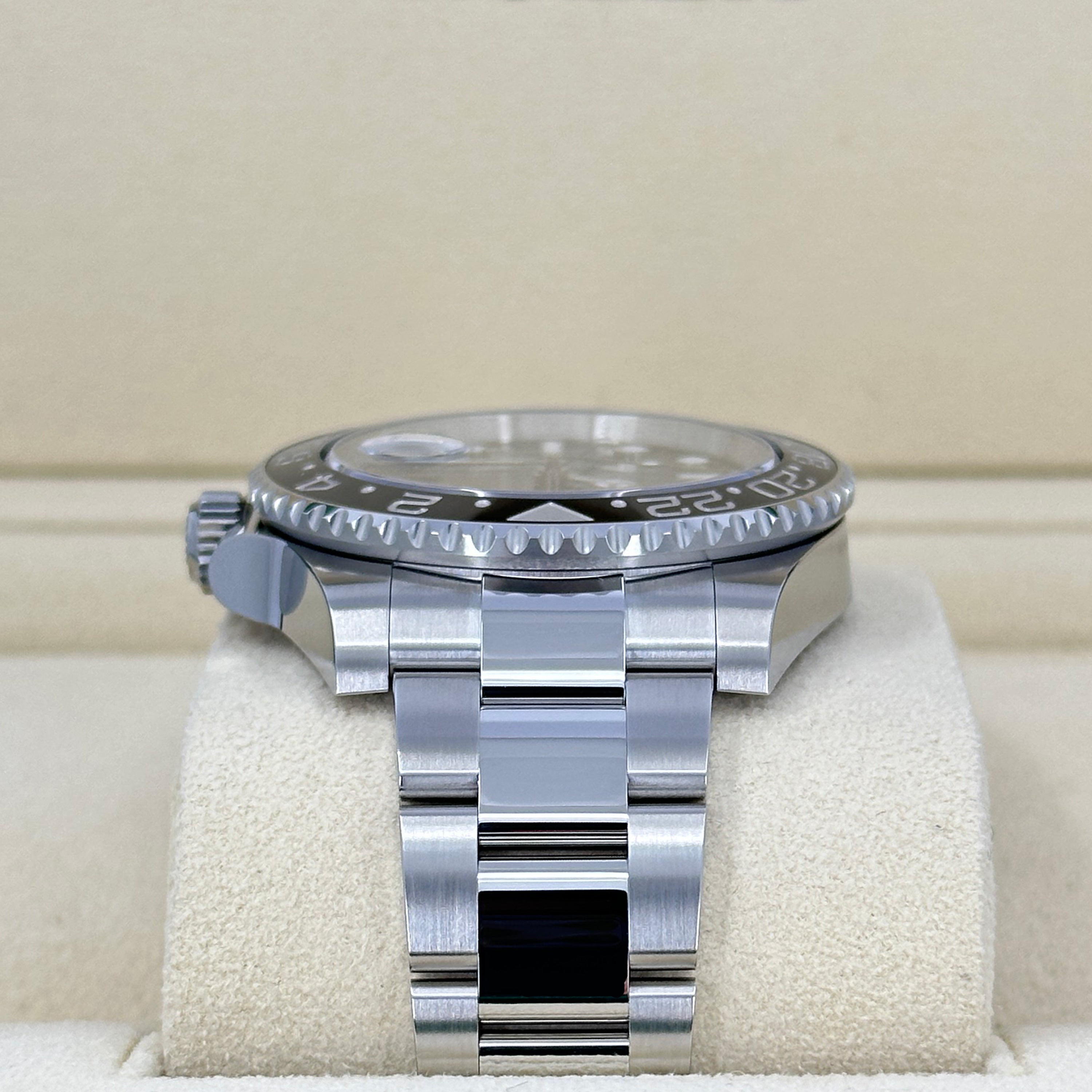 Unworn GMT-Master II, Bruce Wayne, Black, Oyster, Ref# 126710grnr-0004
