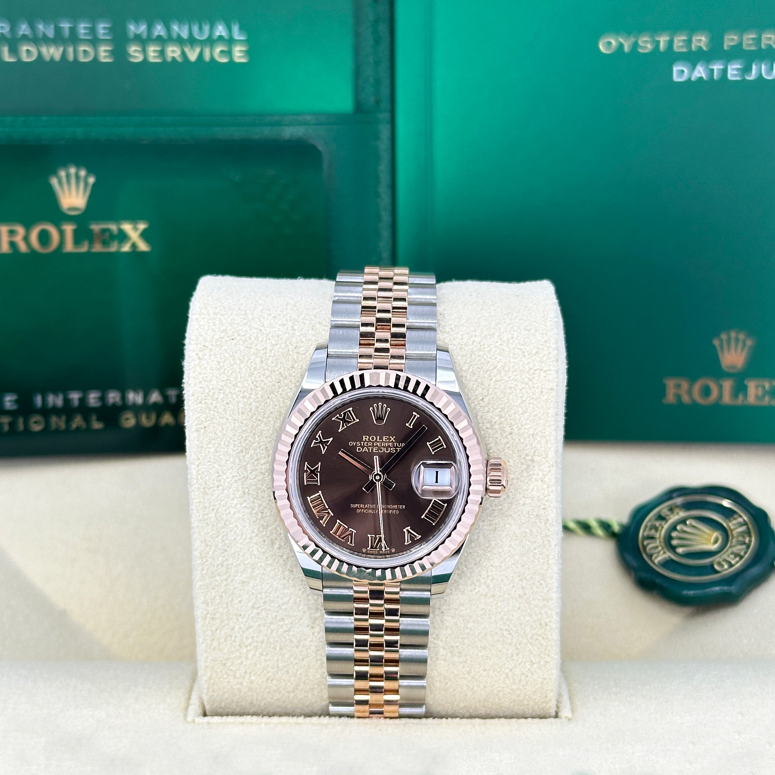 Lady-Datejust 28, Oystersteel and 18k Everose Gold, Ref# 279171-0009