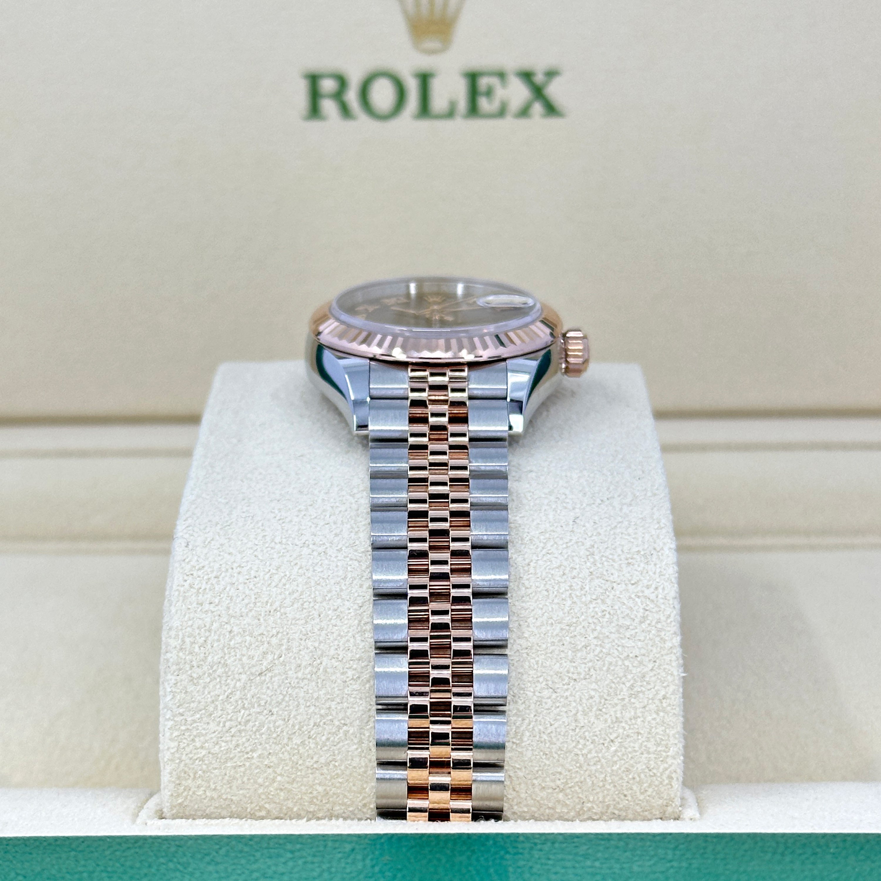 Lady-Datejust 28, Oystersteel and 18k Everose Gold, Ref# 279171-0009