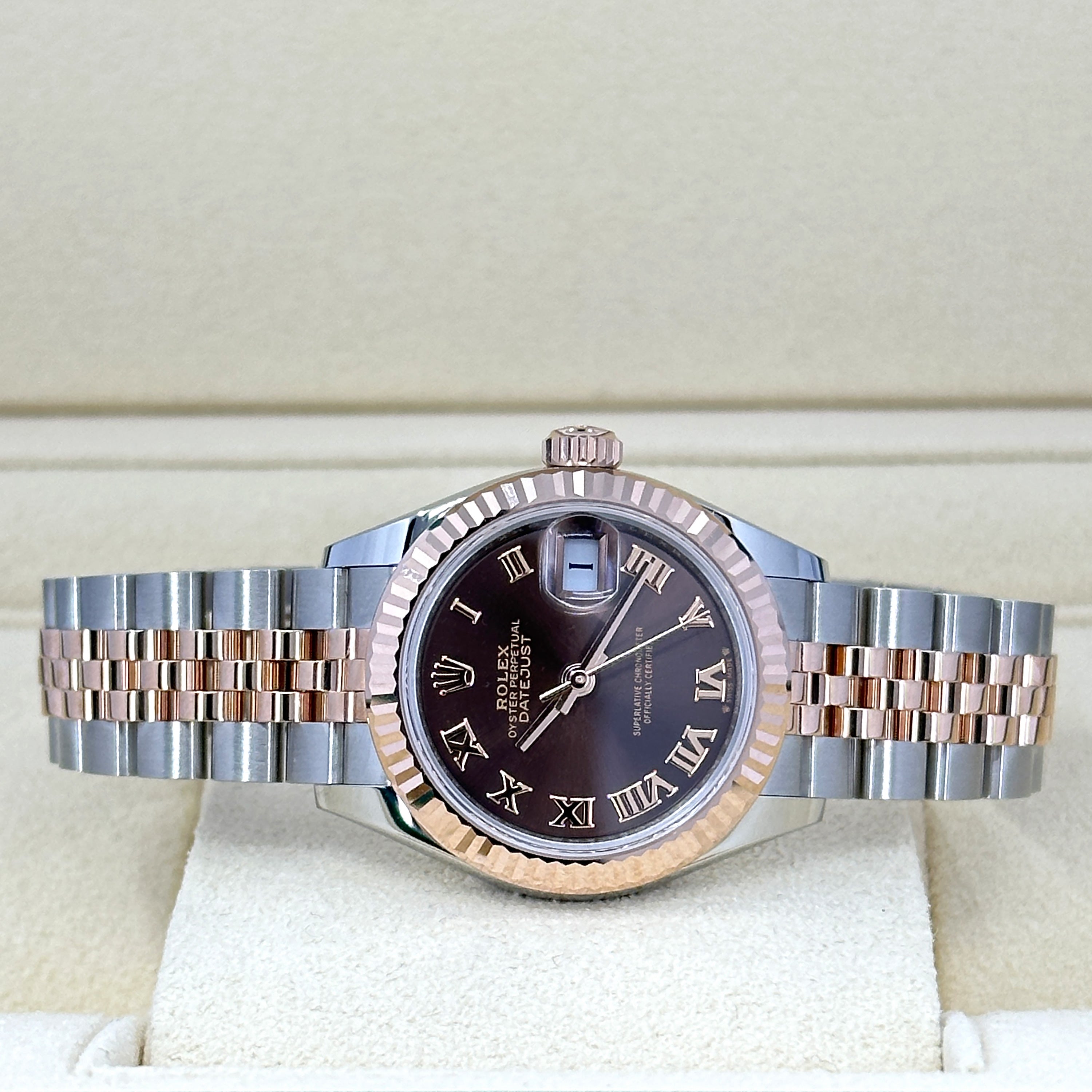 Lady-Datejust 28, Oystersteel and 18k Everose Gold, Ref# 279171-0009