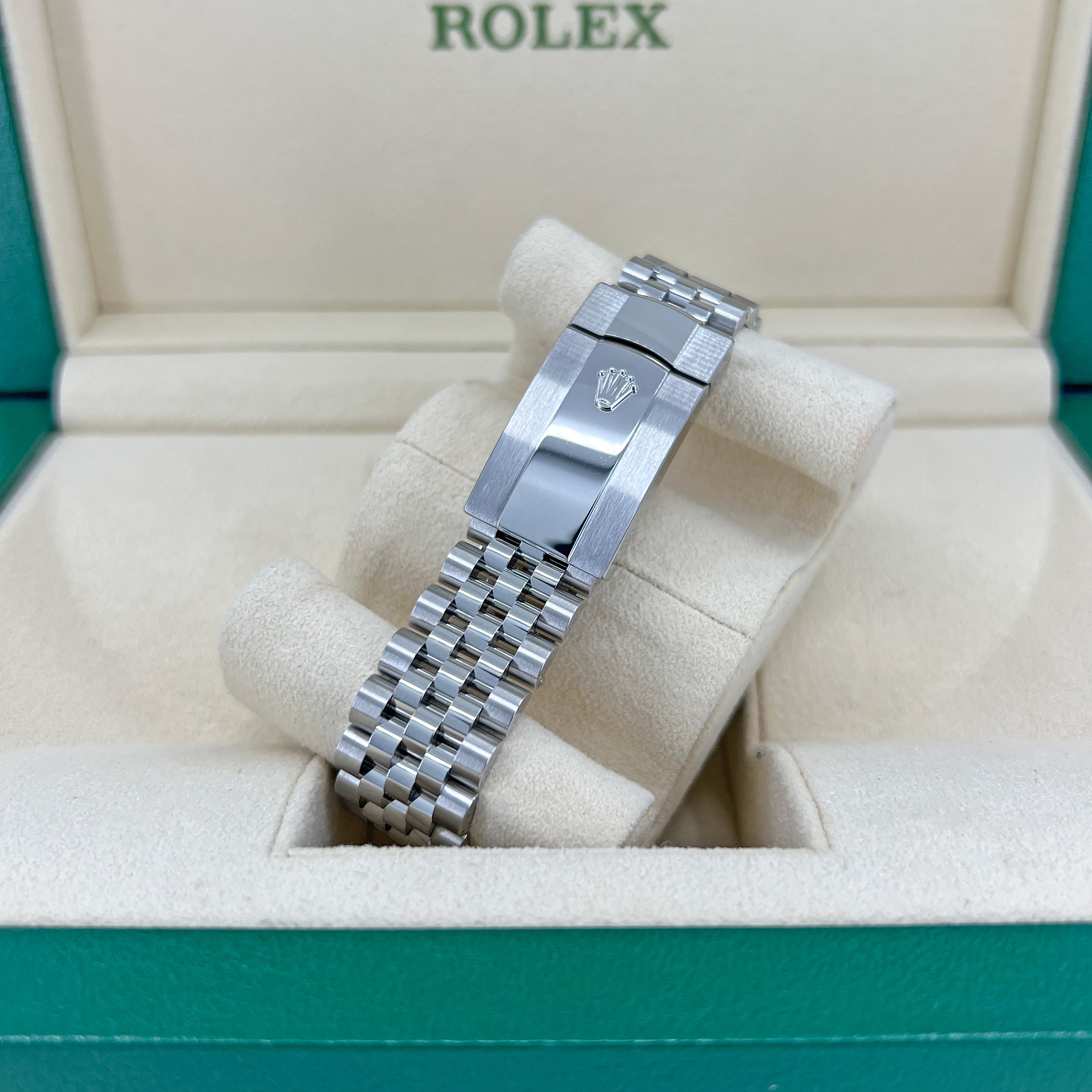Datejust 41 Oystersteel and 18K White Gold 41 mm White Dial, Ref# 126334-0010