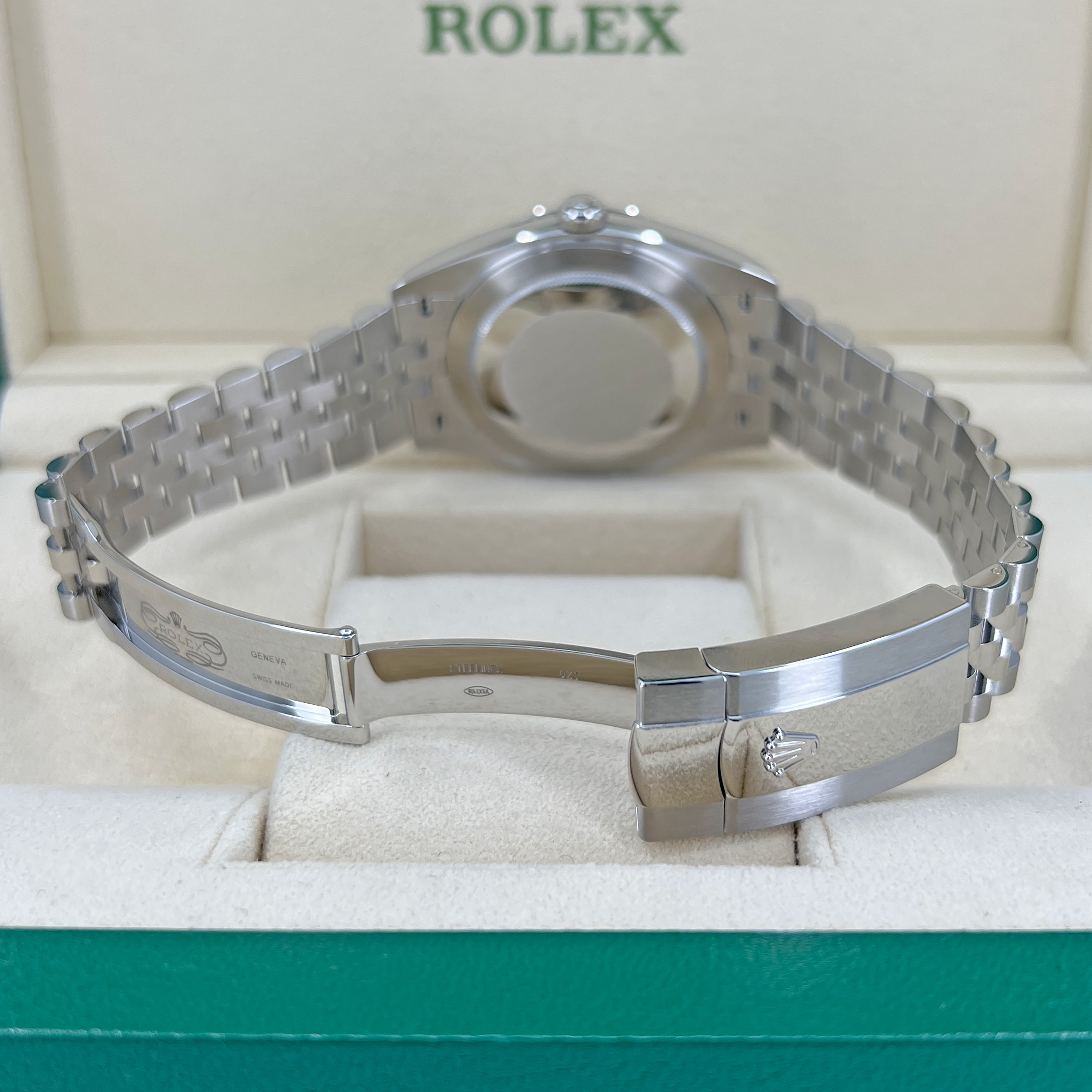 Datejust 41 Oystersteel and 18K White Gold 41 mm White Dial, Ref# 126334-0010