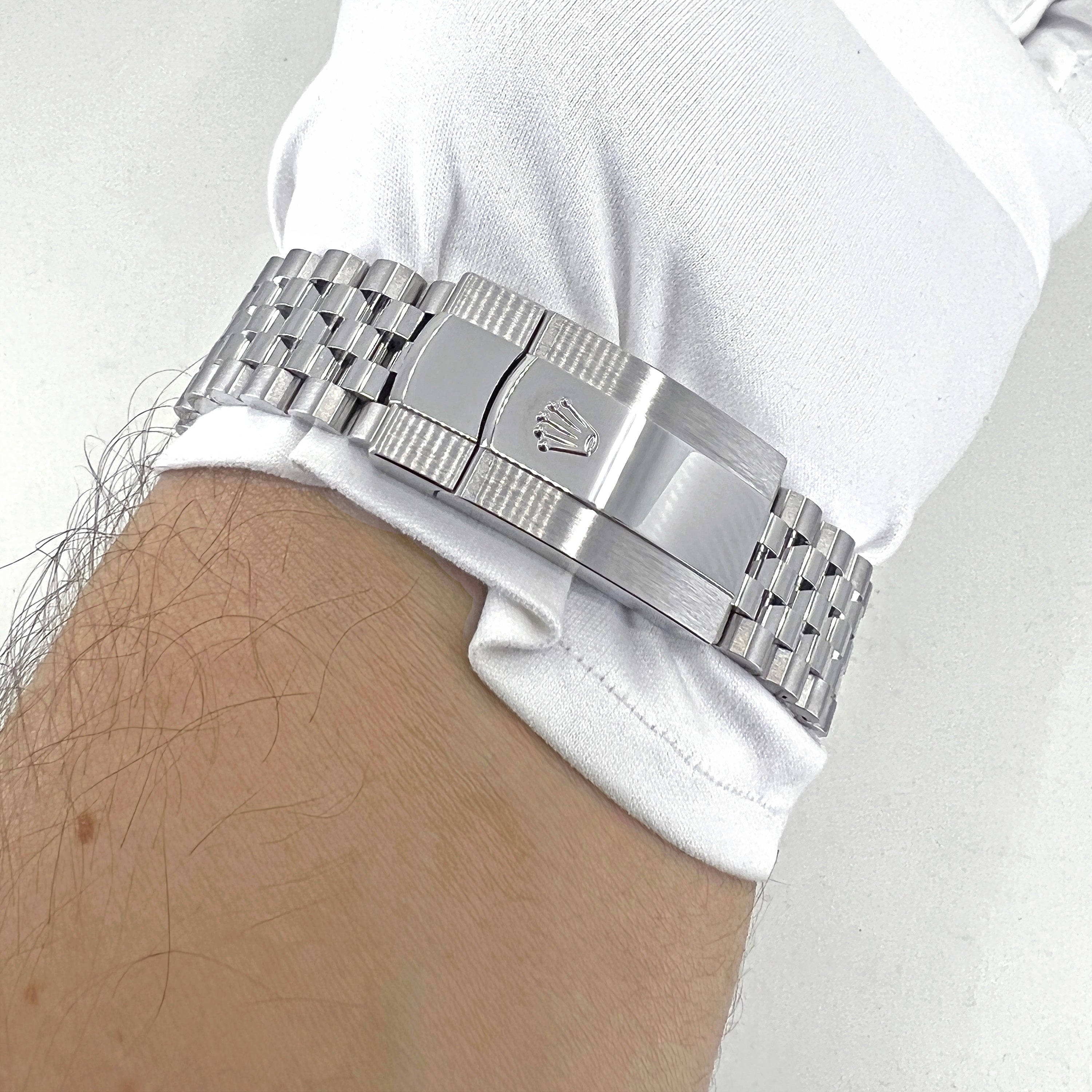 Datejust 41 Oystersteel and 18K White Gold 41 mm White Dial, Ref# 126334-0010