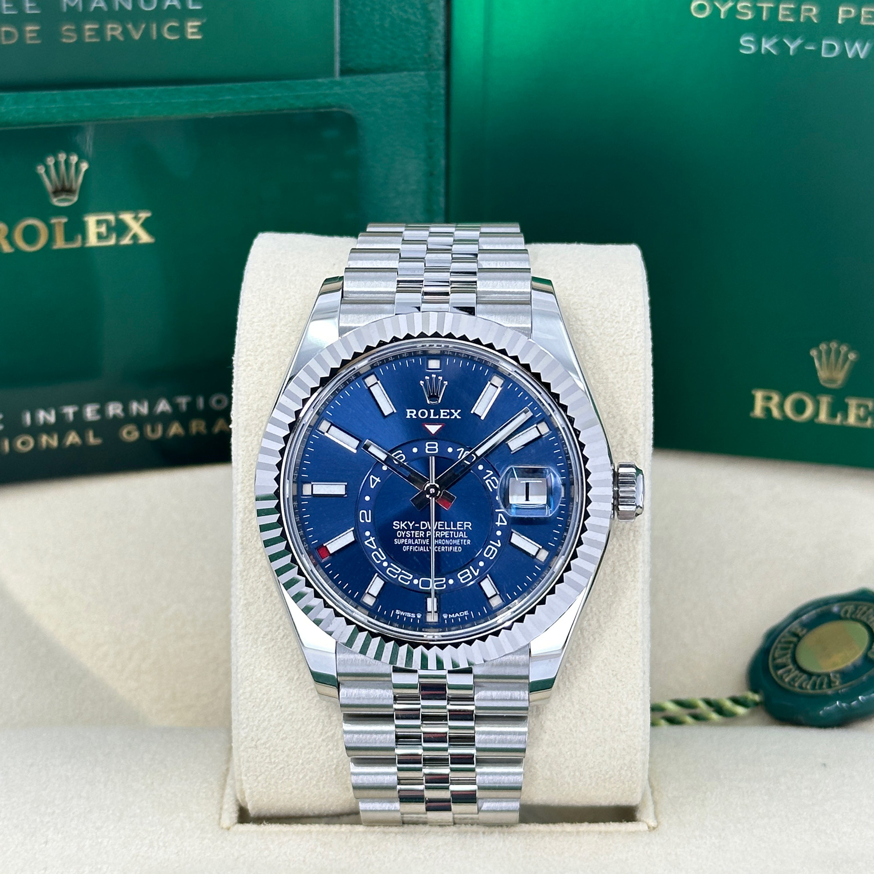 Sky-Dweller, 42mm, Oystersteel and 18k White Gold, Blue, Jubilee, Ref# 336934-0006