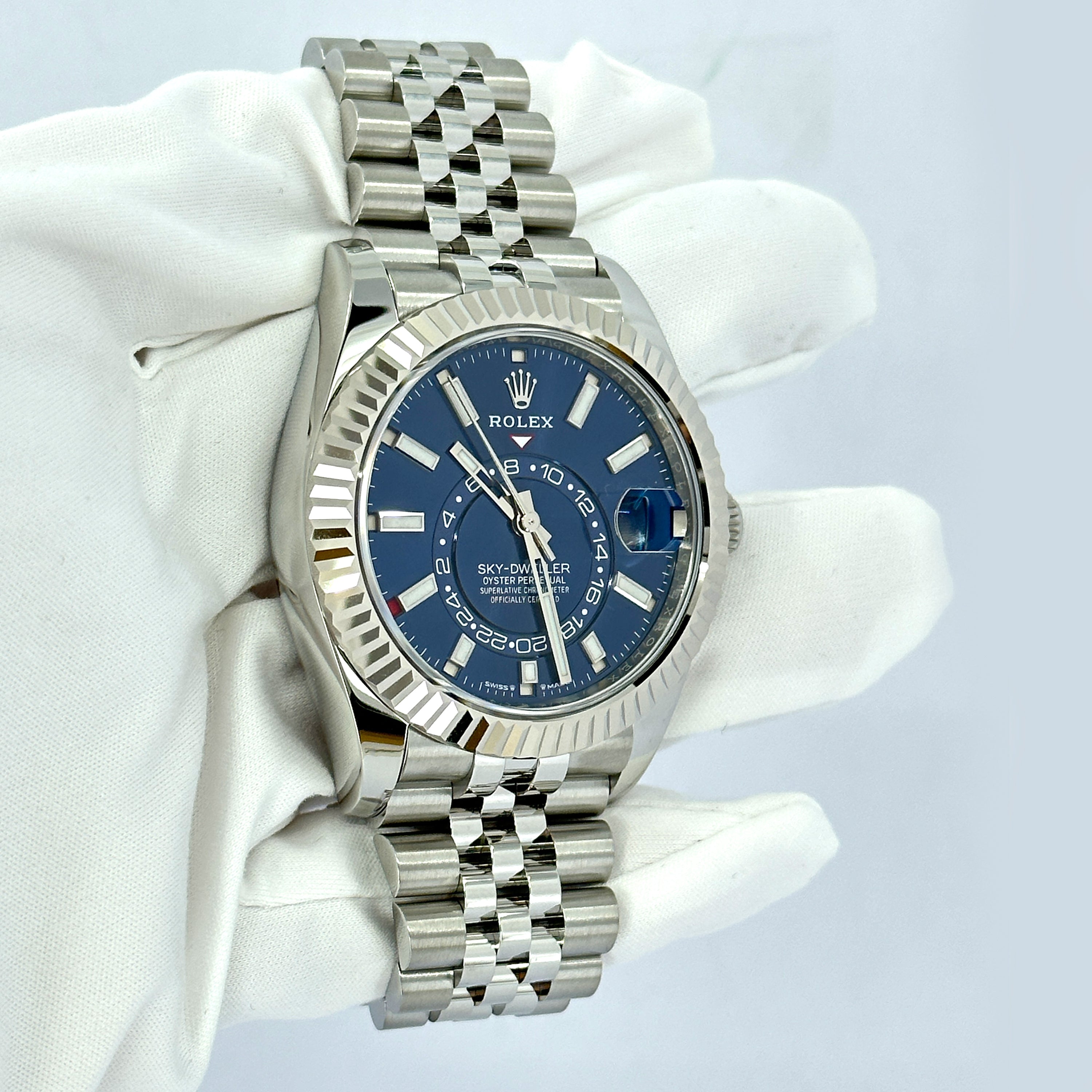 Sky-Dweller, 42mm, Oystersteel and 18k White Gold, Blue, Jubilee, Ref# 336934-0006