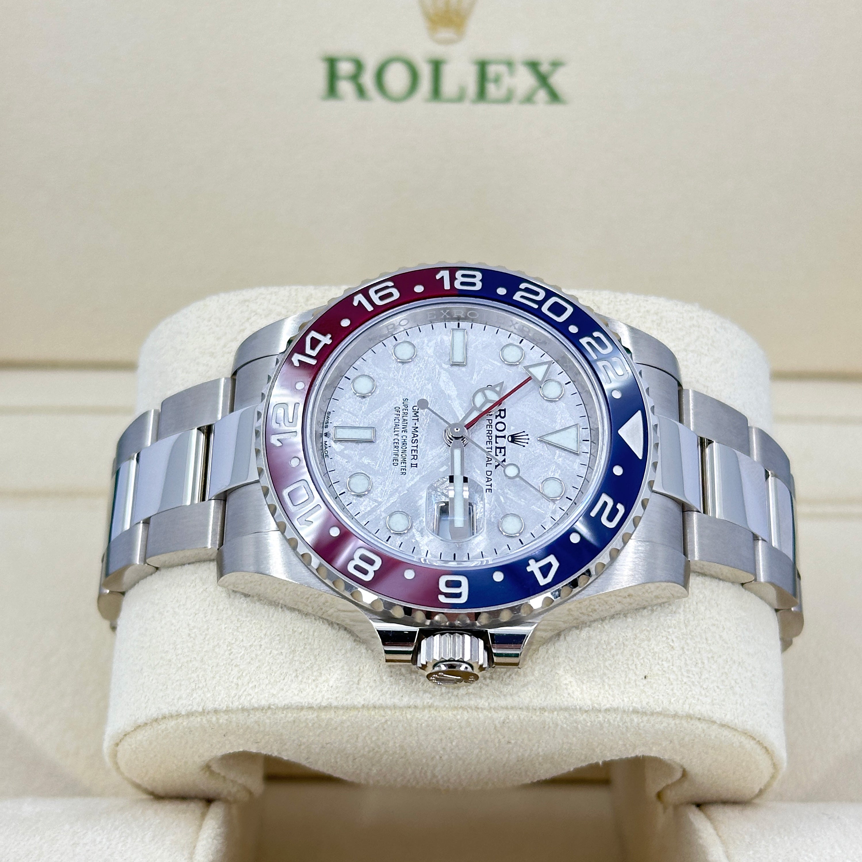 GMT-Master II 18 ct white gold Ref# 126719BLRO-0002
