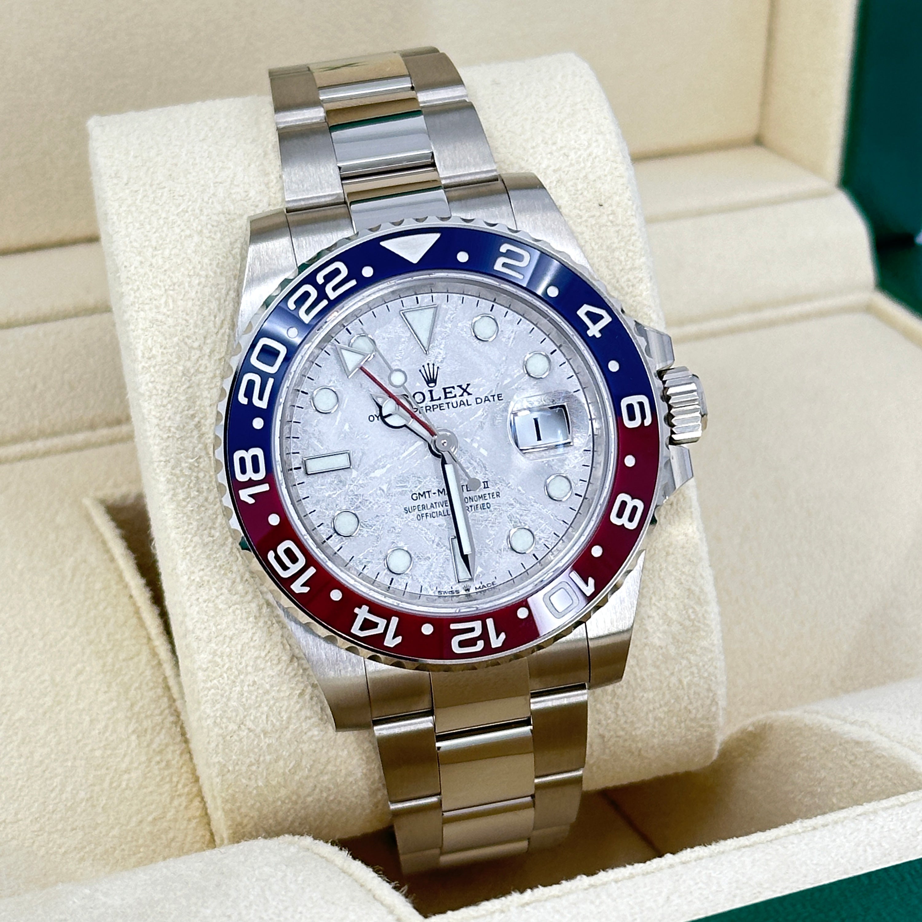 GMT-Master II 18 ct white gold Ref# 126719BLRO-0002