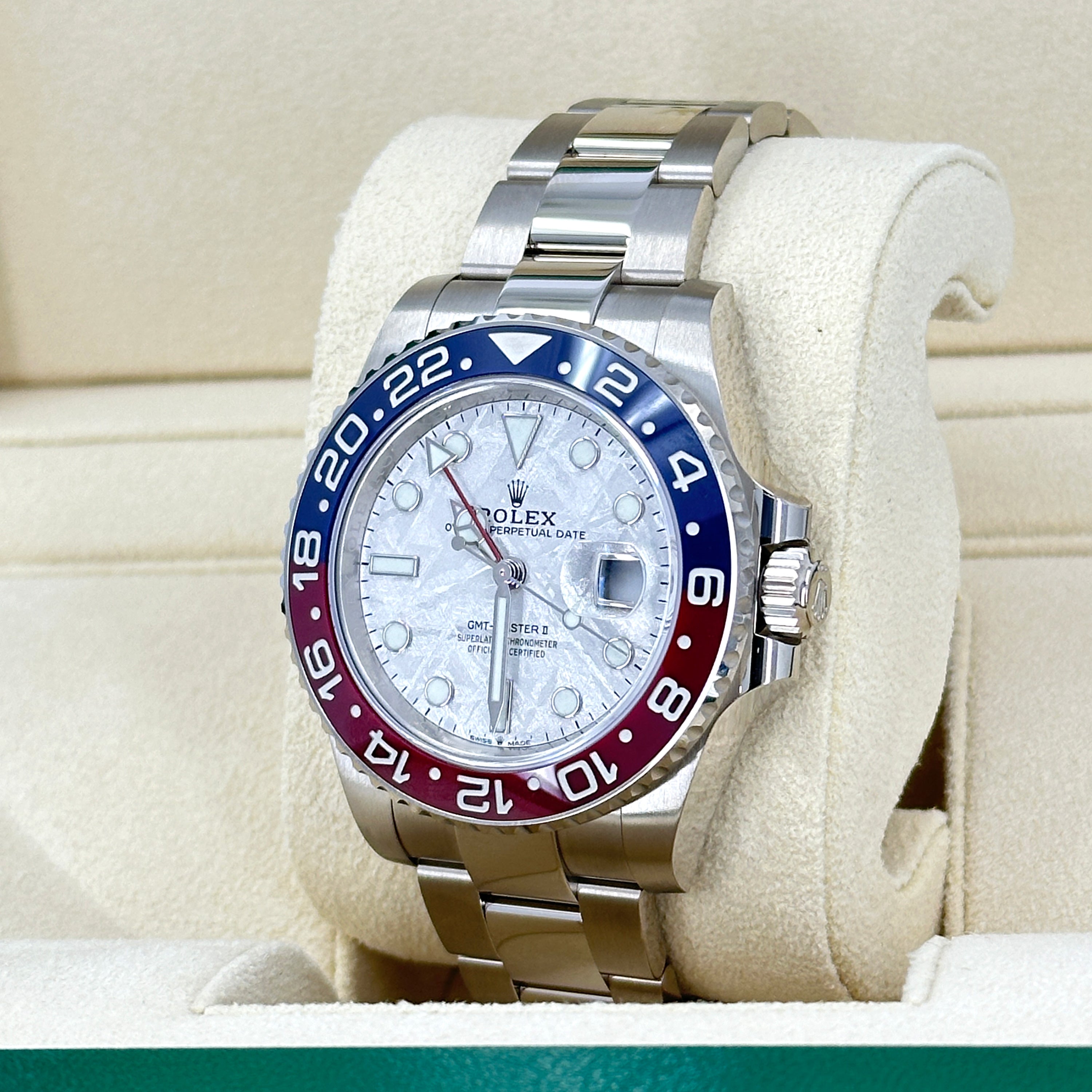 GMT-Master II 18 ct white gold Ref# 126719BLRO-0002
