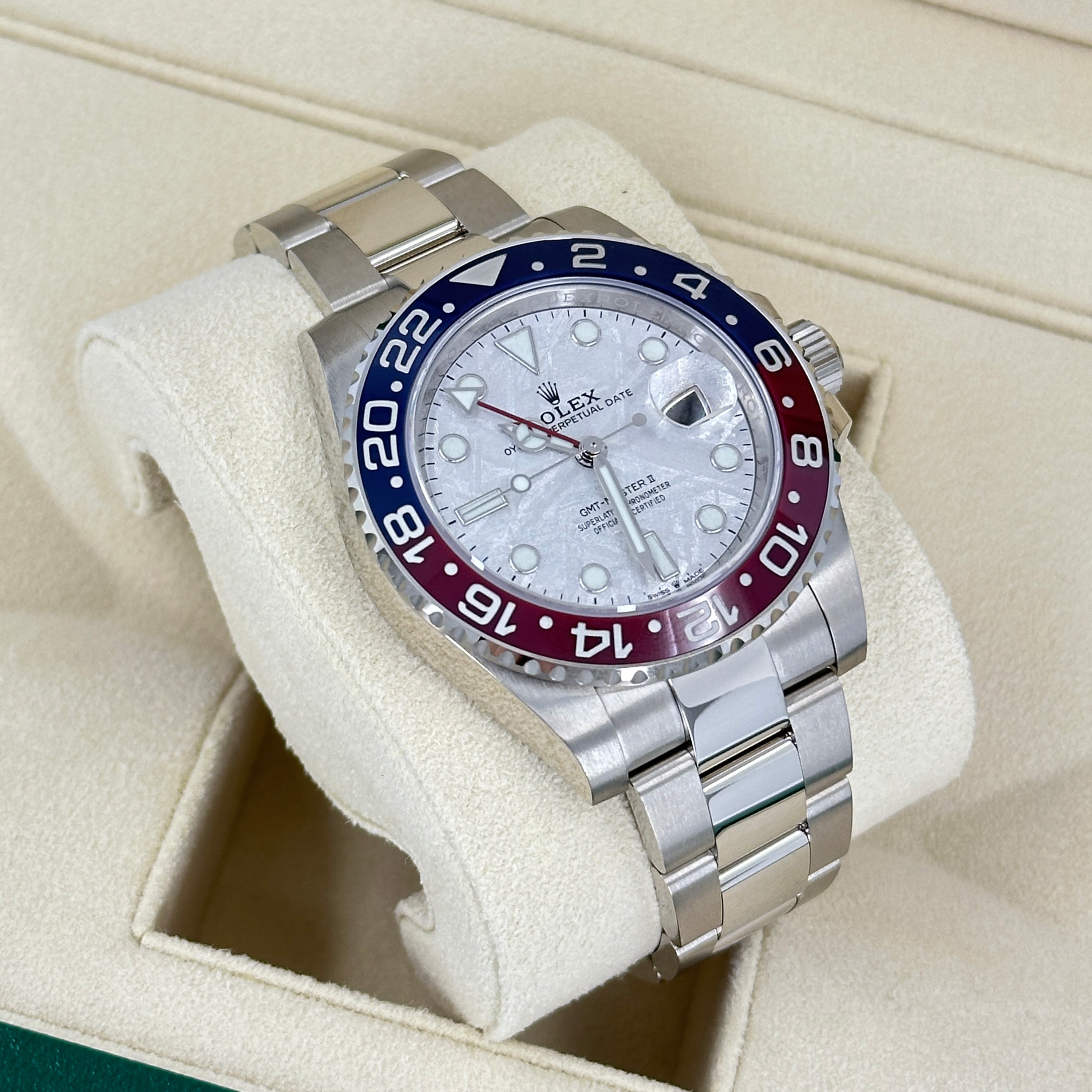 GMT-Master II 18 ct white gold Ref# 126719BLRO-0002