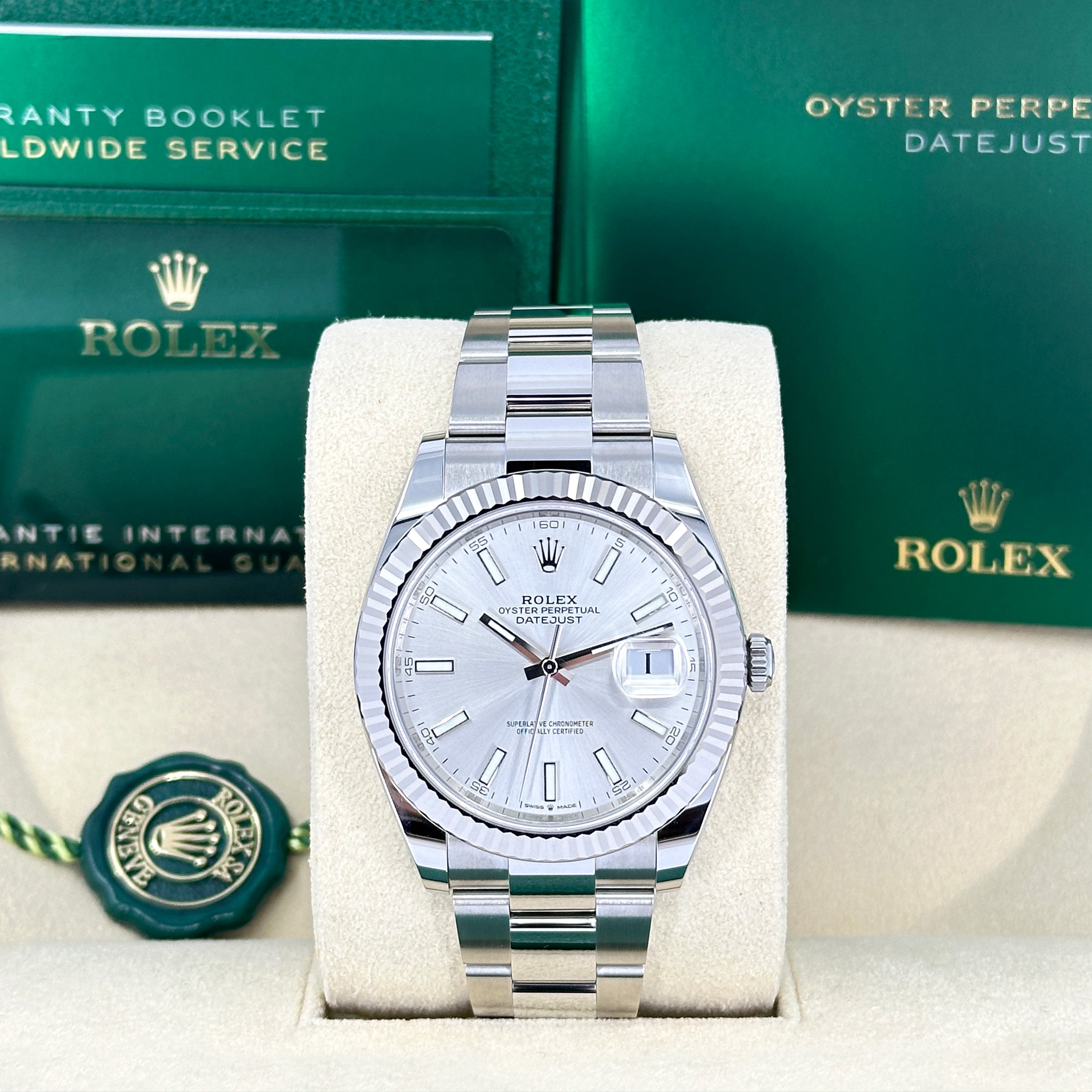 Datejust 41, Stainless Steel and 18k White Gold, 41mm, Ref# 126334-0003