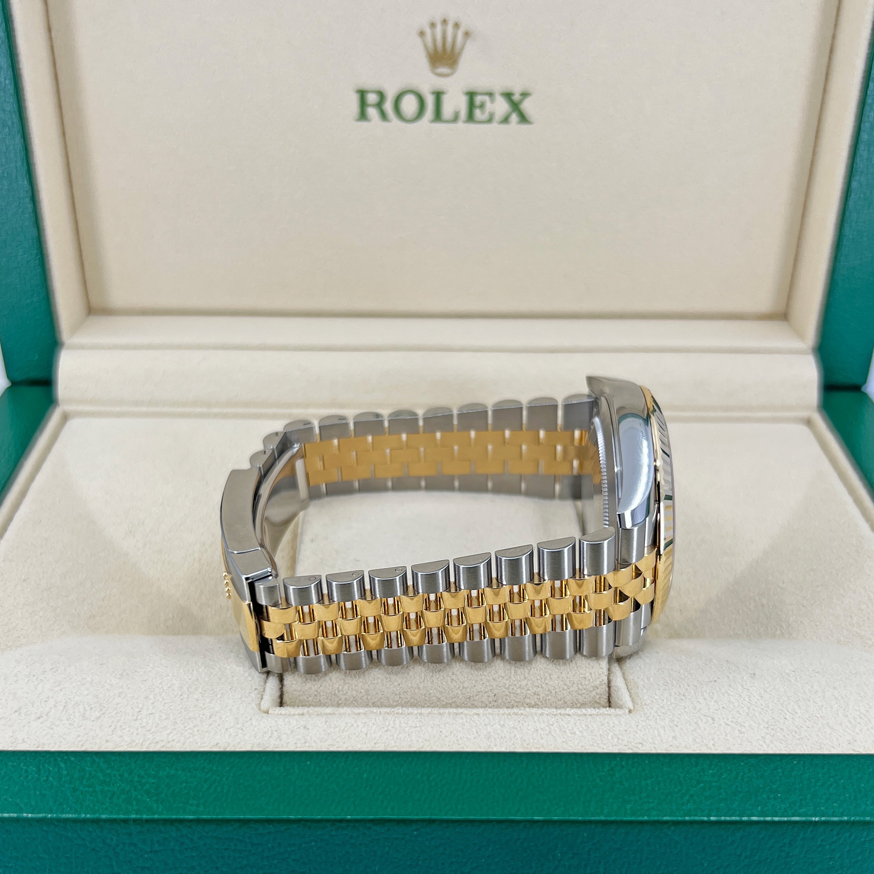 Datejust 41, 18k Yellow Gold and Stainless Steel, 41mm, Ref# 126333-0014
