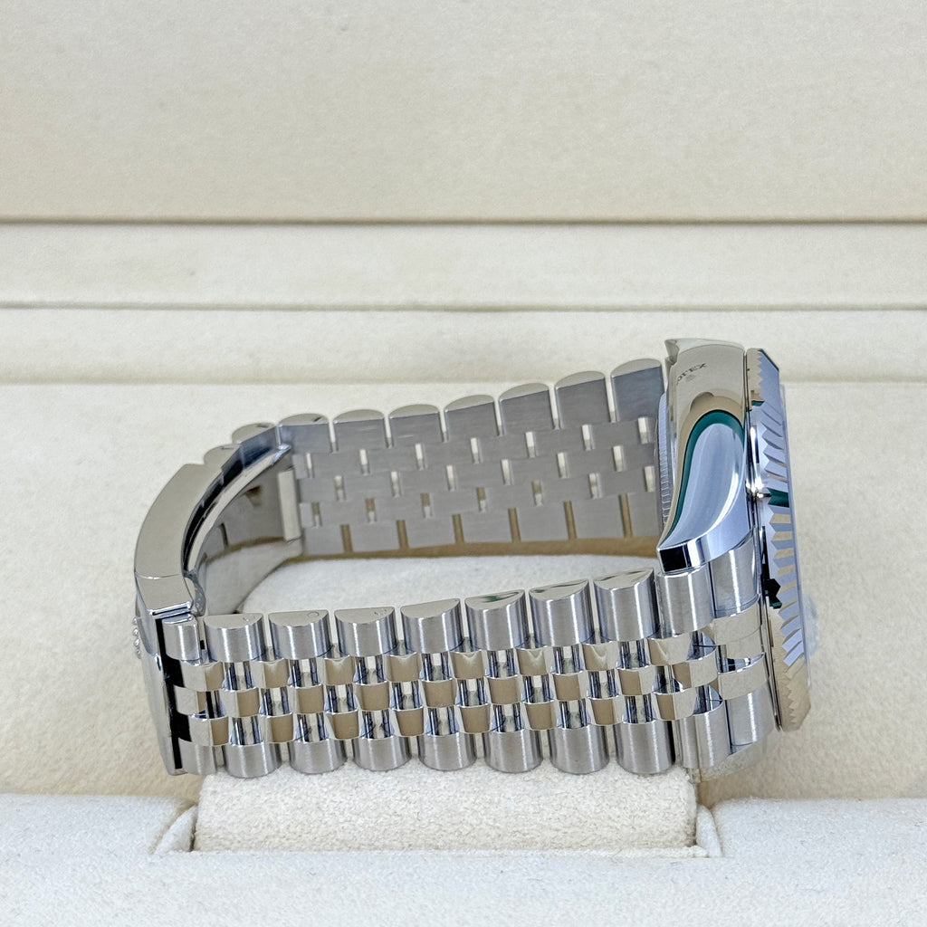 Sky-Dweller, 42mm, Oystersteel and 18k White Gold, White, Jubilee, Ref# 336934-0004