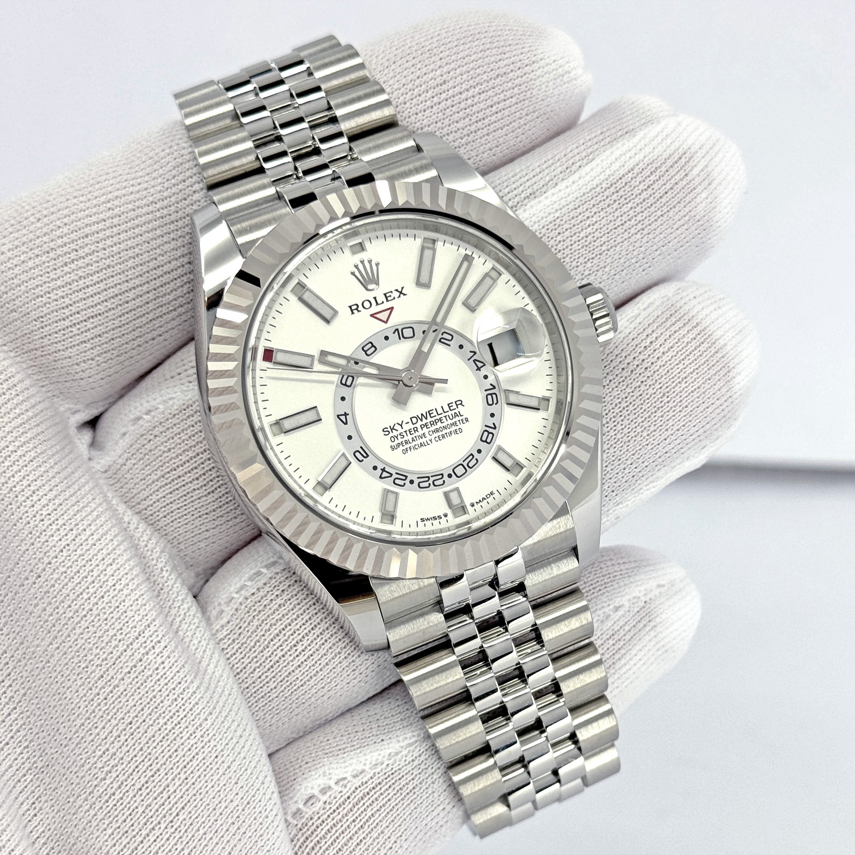 Sky-Dweller, 42mm, Oystersteel and 18k White Gold, White, Jubilee, Ref# 336934-0004