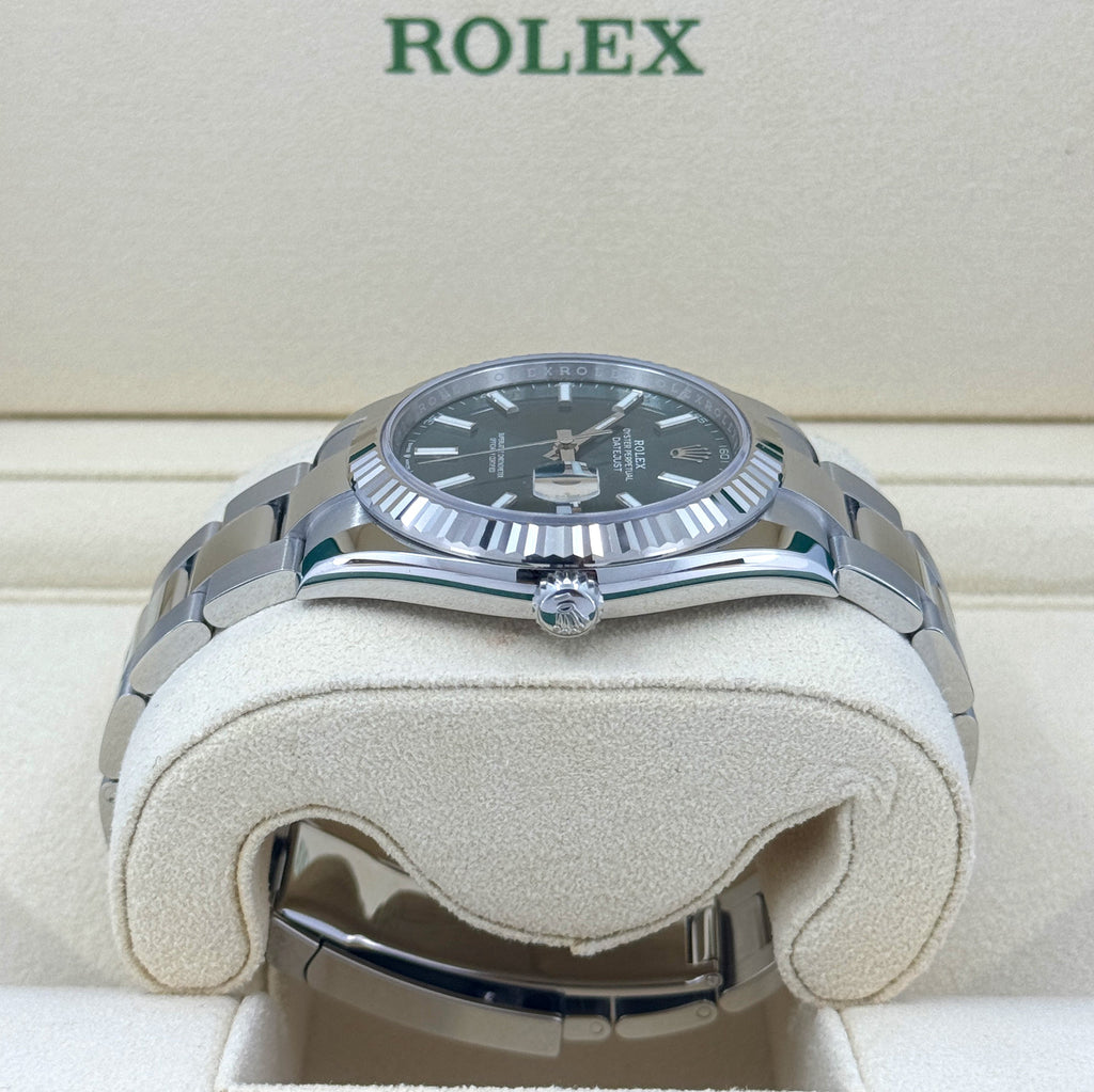 Datejust 41mm, Oystersteel and 18k White Gold, Ref# 126334-0027