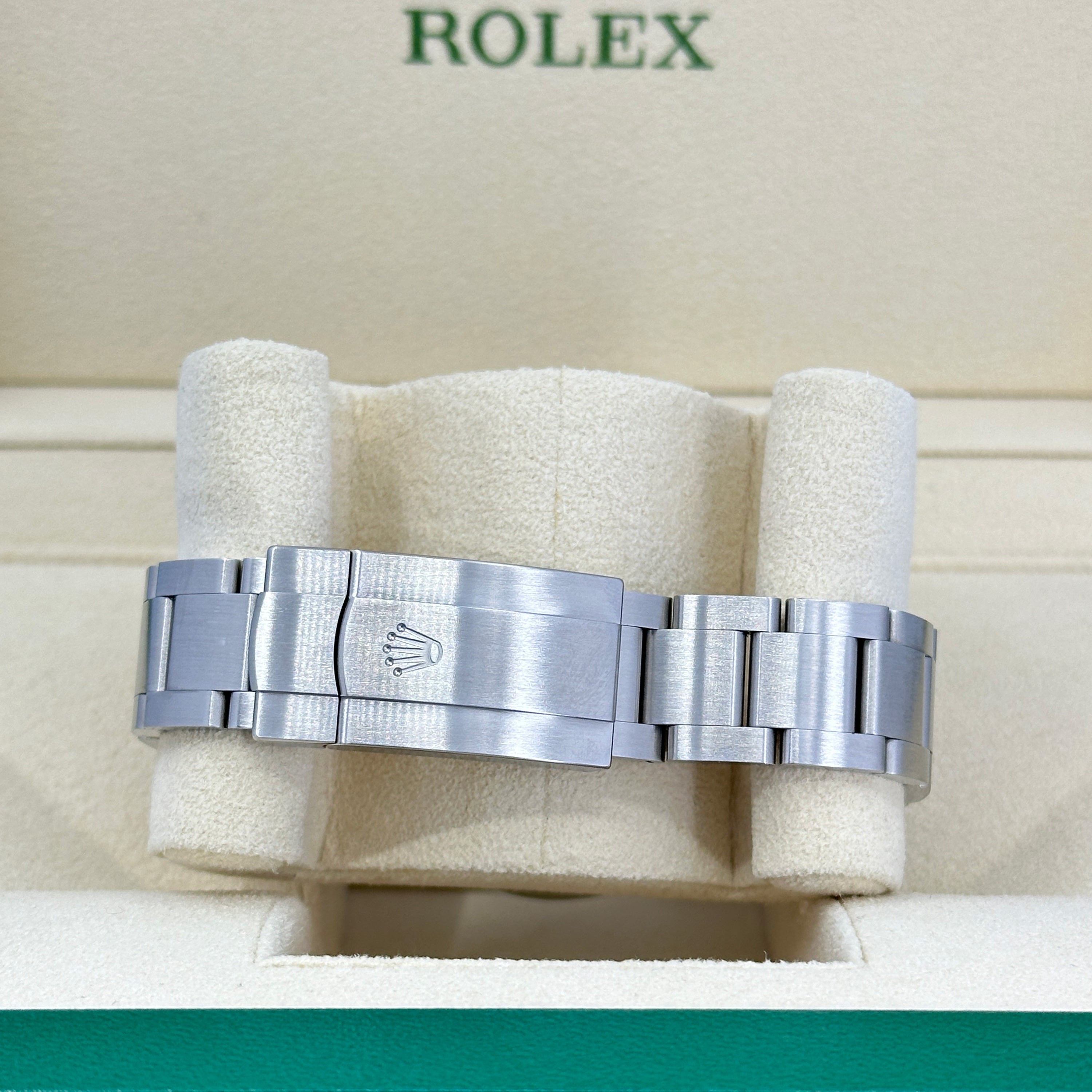 Oyster Perpetual 41 No Date, Oystersteel, 41mm, Oyster, Ref# 124300-0005