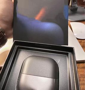 Magnetic floating ball shaver