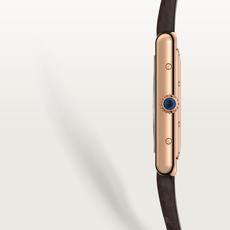 Unworn, Tank Louis, 18k Rose Gold, 33.7mm x 25.5mm, Ref# WGTA0011, box and papers