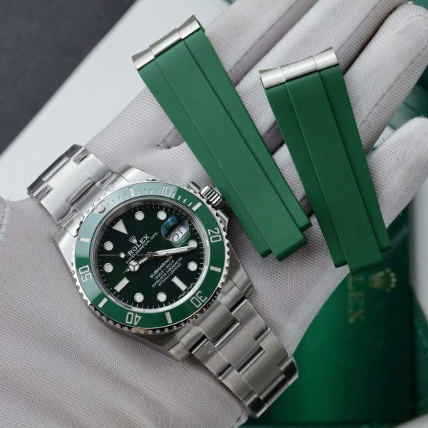 Submariner Stainless Steel “The Hulk” Green Dial Cerachrom Bezel, Ref#116610LV, 41mm