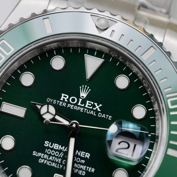 Submariner Stainless Steel “The Hulk” Green Dial Cerachrom Bezel, Ref#116610LV, 41mm