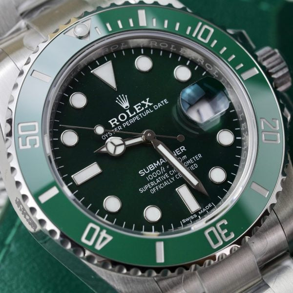 Submariner Stainless Steel “The Hulk” Green Dial Cerachrom Bezel, Ref#116610LV, 41mm