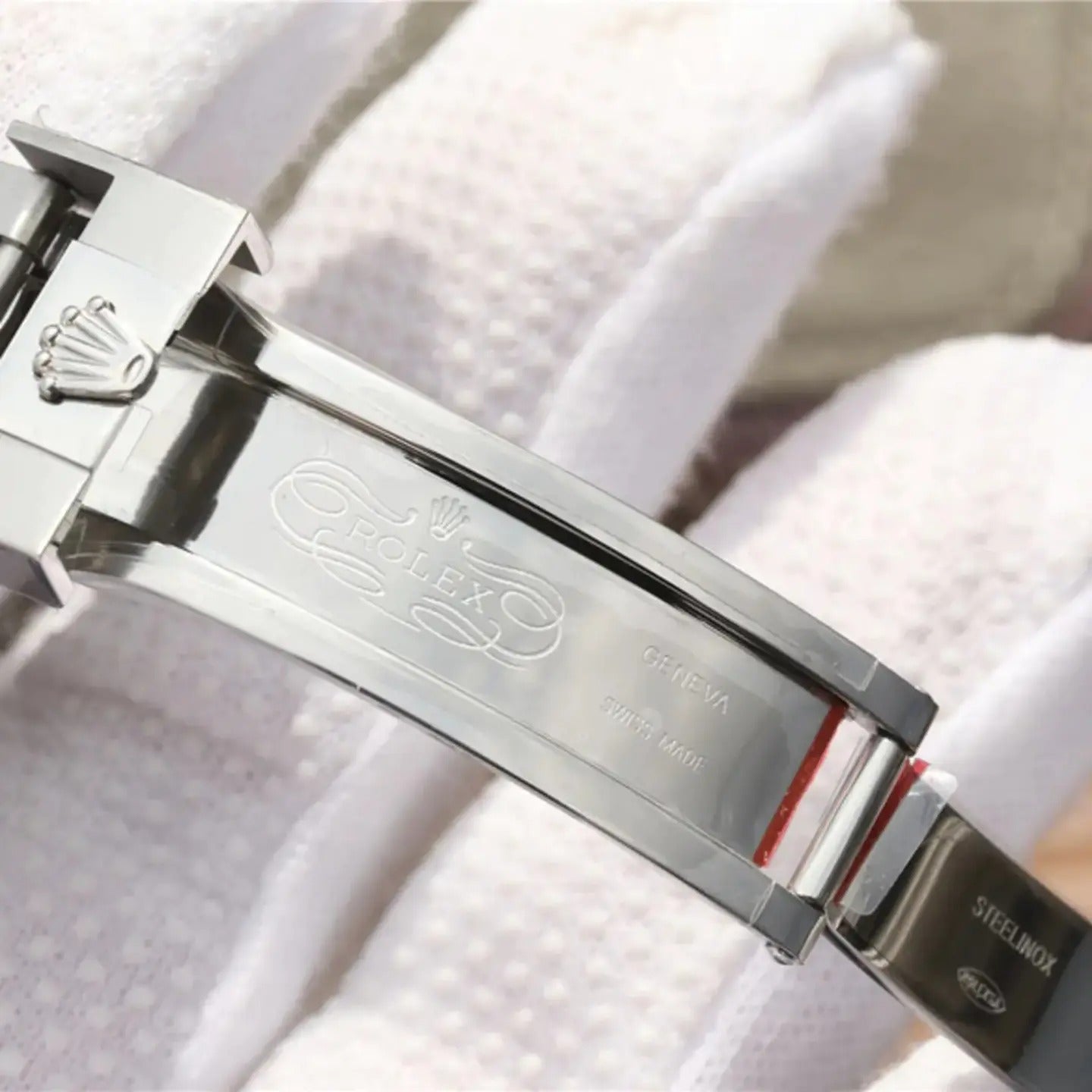 Submariner Silver Blue/Red Diamond, 40mm
