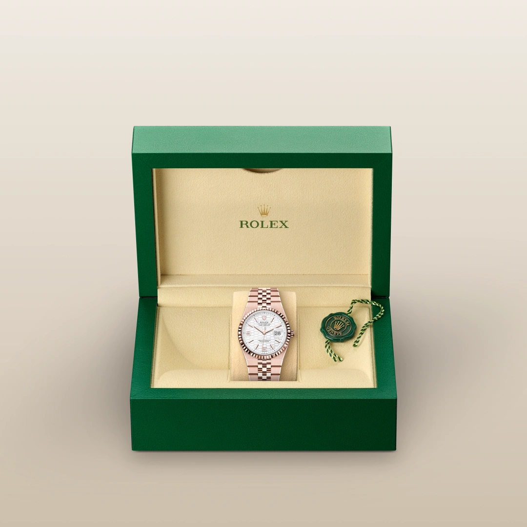 Land-Dweller 36mm Oyster Everose Gold M127235-0001