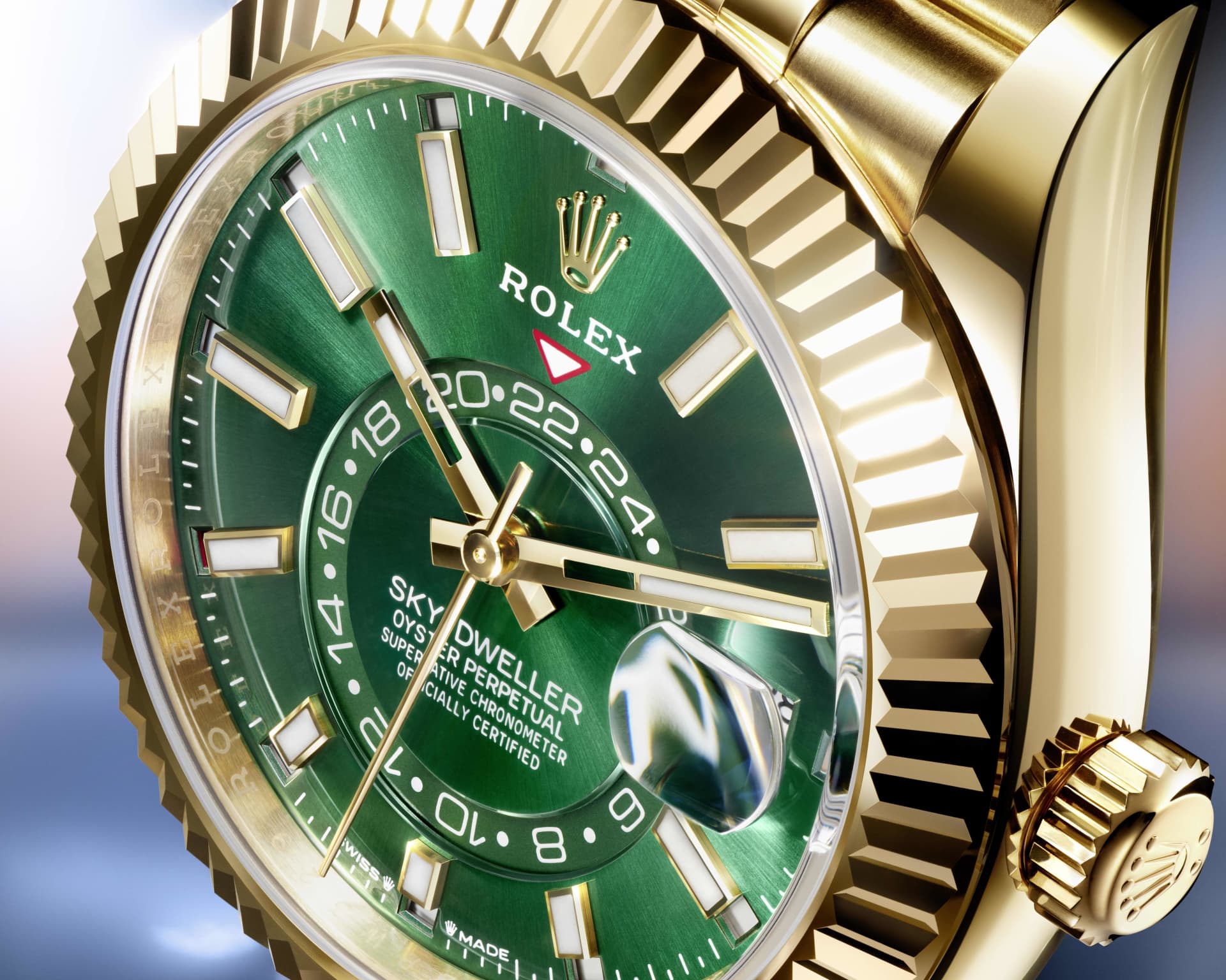 Unworn 2025, Sky-Dweller, 42mm, 18k Yellow Gold, Ref# 336938-0008, box & papers