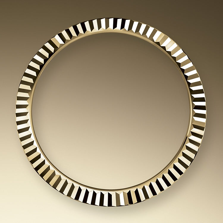 Sky-Dweller 42mm, 18k Yellow Gold, Ref# 326938-0005